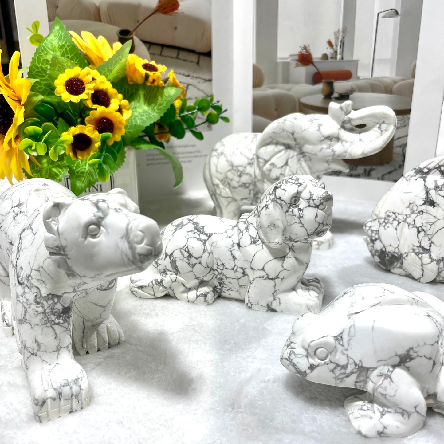1 Count White Turquoise Animals Carving Bear Elephant Dog Fish Frog Carvings Healing Stones Natural Stone Chakra Balancing Reiki Home Office Decor From IG Crystal