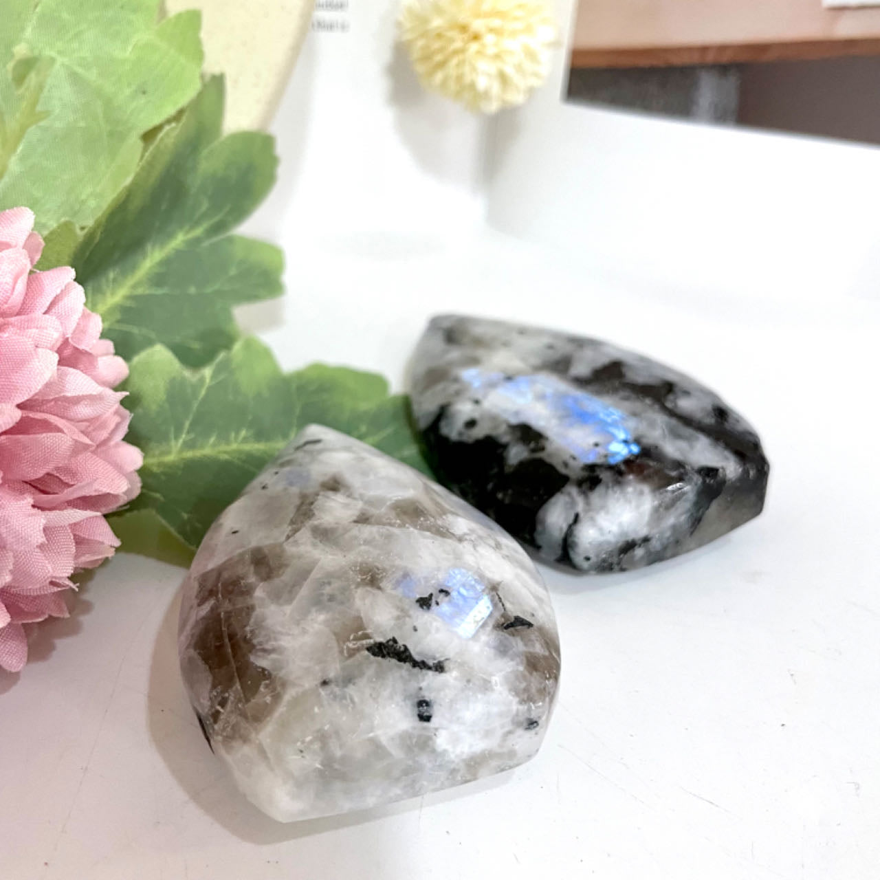 2~3 Counts Dark Spot Moonstone Water Drop Crystal Reiki Crytsal Healing Home Decor From IG Crystal