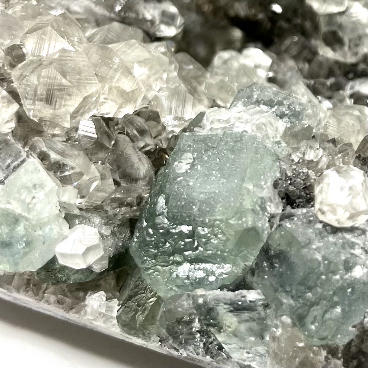 Fluorite Cluster Natural Stone Gem Mining Chakra Balancing Reiki Healing Crystal Mystery Crystal Display Crystal Shopping Online Home Office Decor From IG Crystal