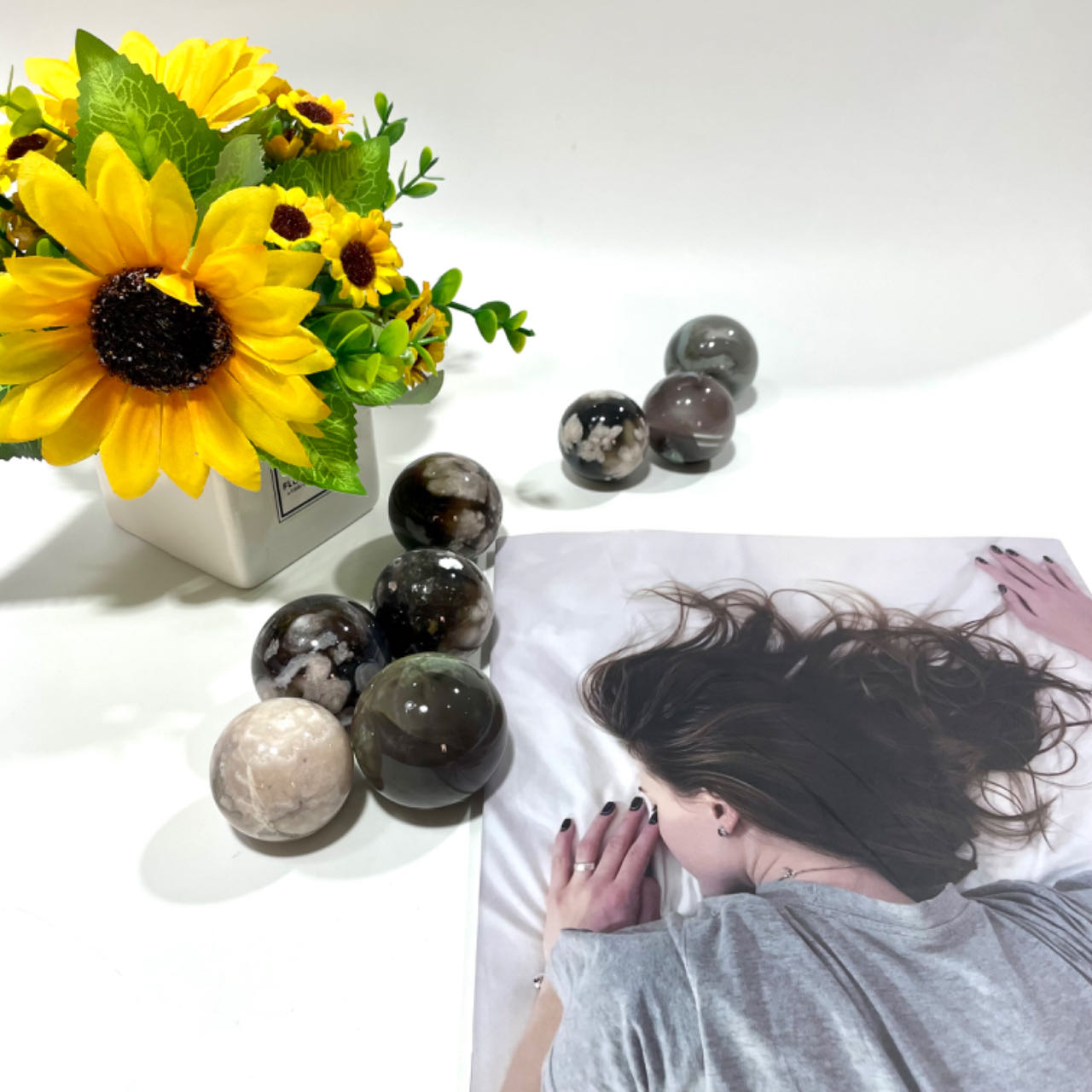 5 Counts Black Flower Agate Balls 35~45mm Crystals Sphere Decorative Ball Meditation Witchcraft Healing Stone Home Decoration From IG Crystal