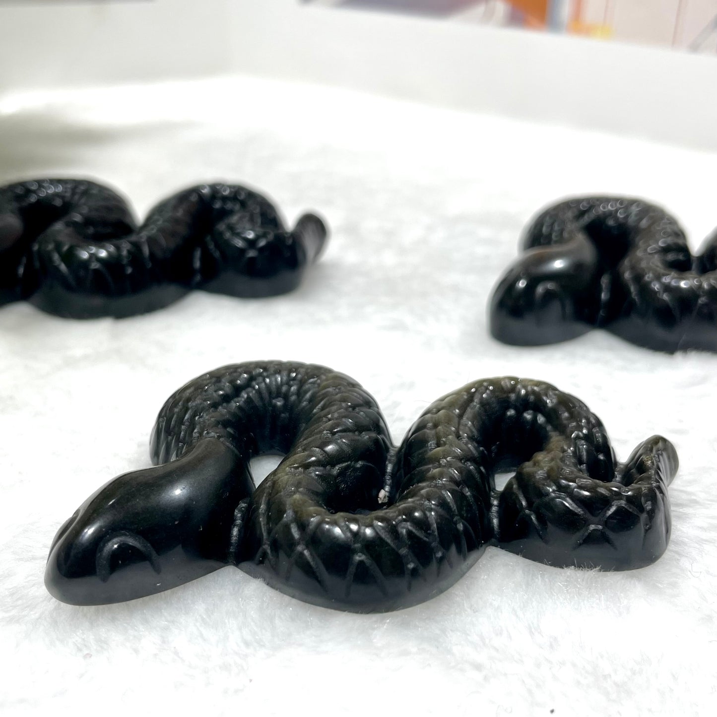 3 Counts Golden Obsidian Snake Crystal Carving Healing Stones Natural Stone Chakra Balancing Reiki Home Office Decor From IG Crystal