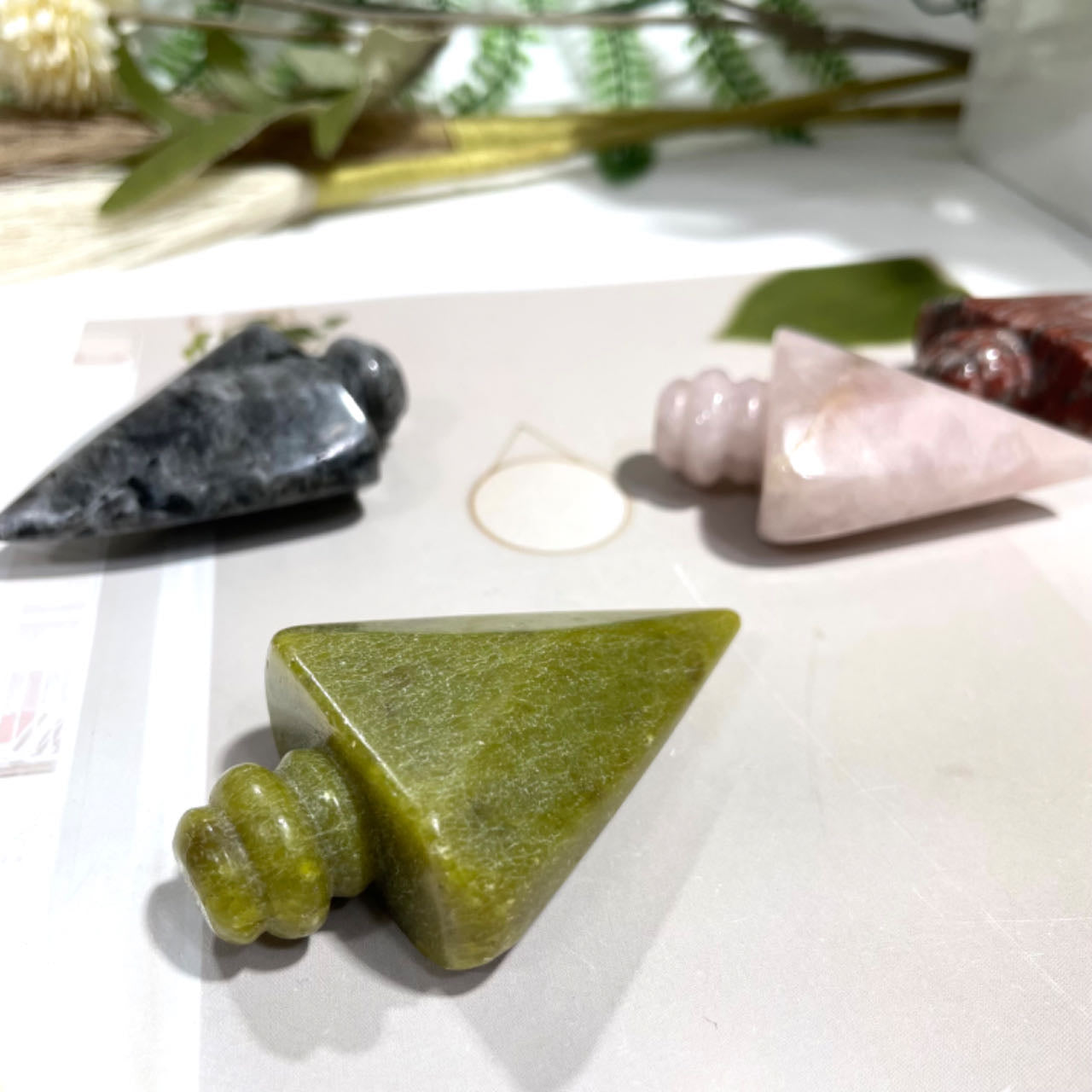 3 Counts Different Material Perfume Bottle Necklace Rose Quartz Lavakite Red Obsidian Healing Stone Home Decoration From IG Crystal
