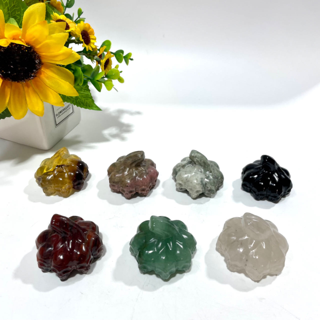 IG Crystal 2 Counts Halloween Pumpkin Skull Crystal Carving Healing Crystal Gem Reiki Healing Home Decor Crystal Jewelry Shop Pretty Crystals
