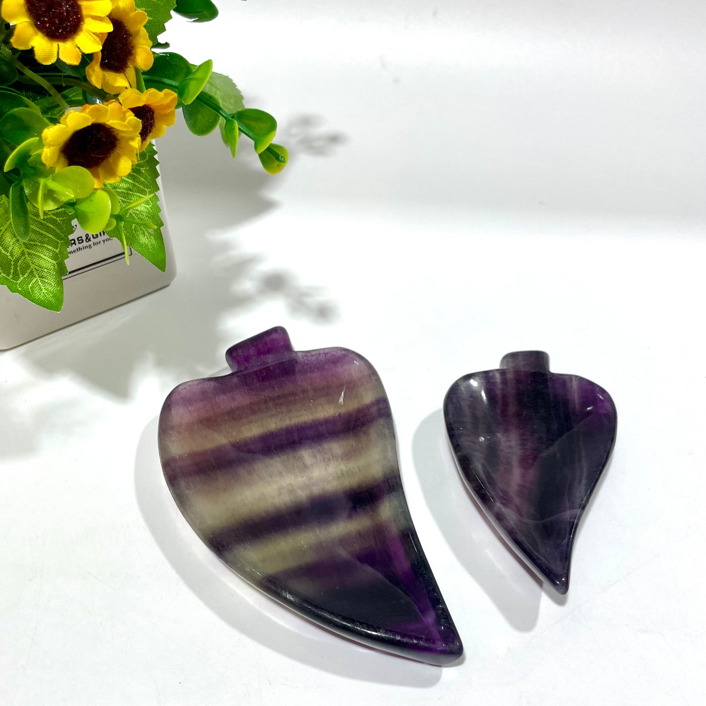 3~4 Counts Fluorite Bowl Heart Cloud Moon Cat Leaf Shape Hand Polished Gem Stone Bowls Natural Raw Crystal Decorative Dish Jewelry Storage Agate Bowl for Meditation Reiki Healing From IG Crystal