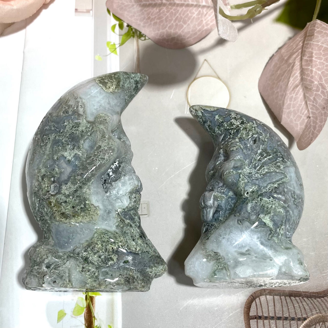 1~2 Counts Moss Agate Moon Face Crystal Healing Stone Home Decoration From IG Crystal