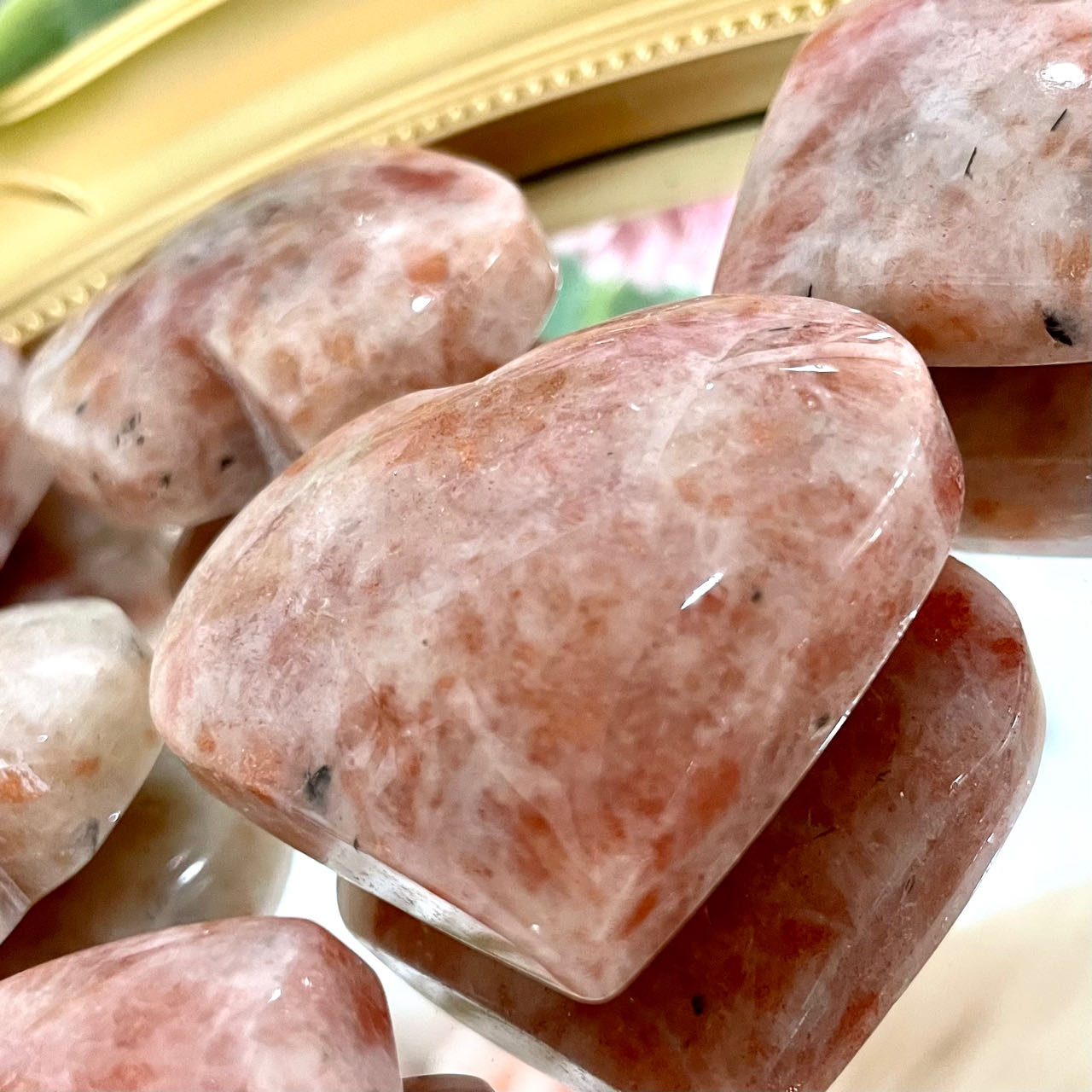 5~6PCS Heart Shape Sunstone Crystal About 300G Healing Crystals Stones Pocket Meditation Palm Worry Gemstone From IG Crystal