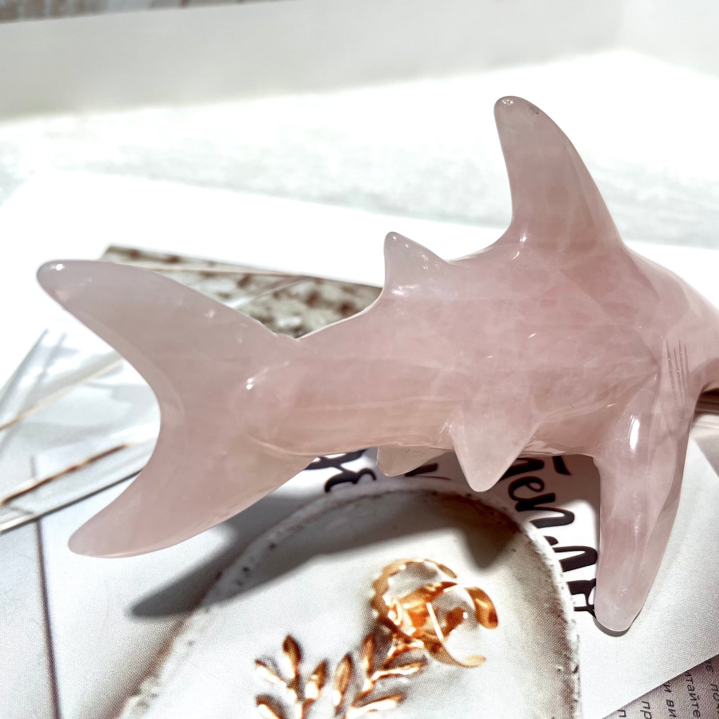 2 Counts Rose Quartz Shark Crystal Carving Healing Stones Natural Stone Chakra Balancing Reiki Home Office Decor From IG Crystal