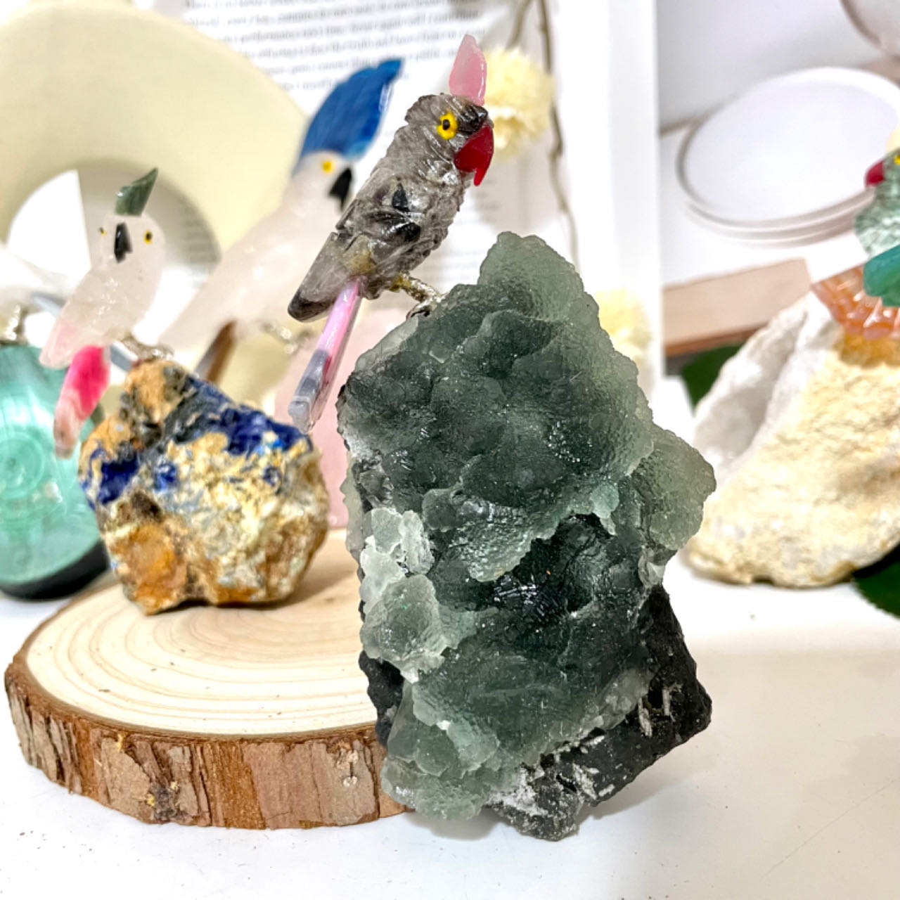 Different Maerail Crystal Bird Statue Clear Quartz Rose Quartz Druzy Green Fluorite Malachite Sodalite From IG Crystal