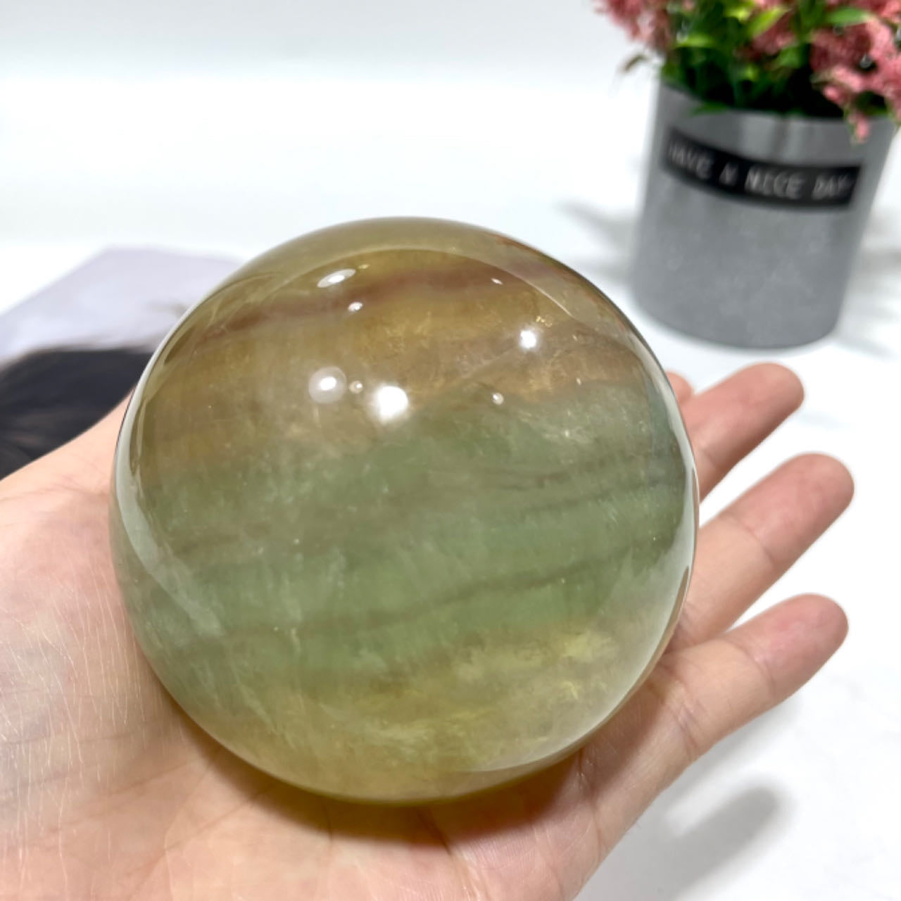 Candy Fluorite Balls 4~7CM Large Crystals Sphere Decorative Ball Meditation Witchcraft Healing Stone Home Decoration From IG Crystal