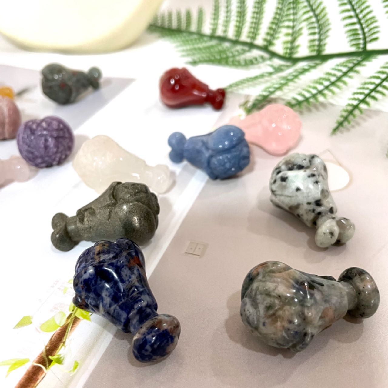 IG Crystal 8 Counts Different Material Chicken Leg Crystal Rose Quartz Clear Quartz Kiwi Jasper Sodalite Amethyst Opalite Unakite Healing Crystal
