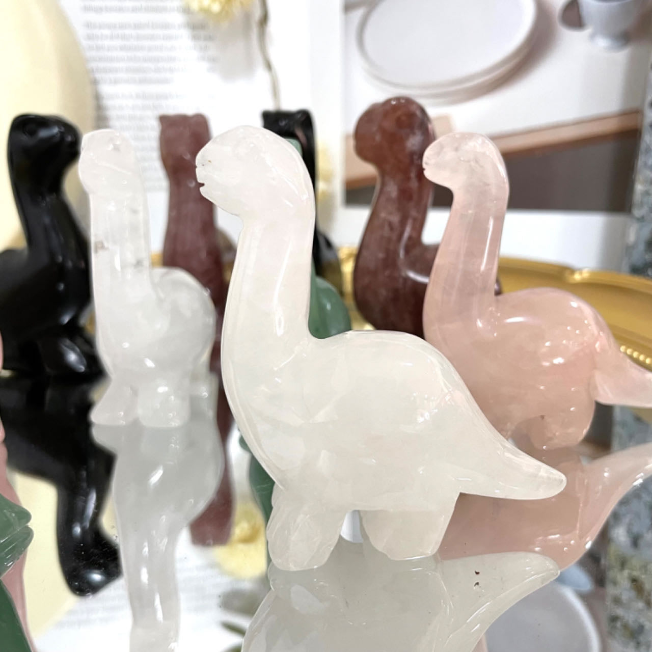 Different Maerail Crystal Dinosaur Statue Clear Quartz Rose Quartz Green Aventurine Strawberry Quartz Black Obsidian Stochastic 2PCS From IG Crystal