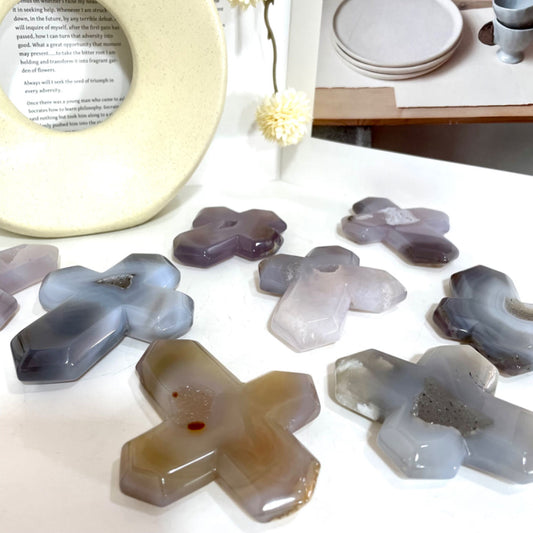 IG Crystal 4 Counts Big Crucifix Geode Agate Crystal Healing Stone Home Decoration