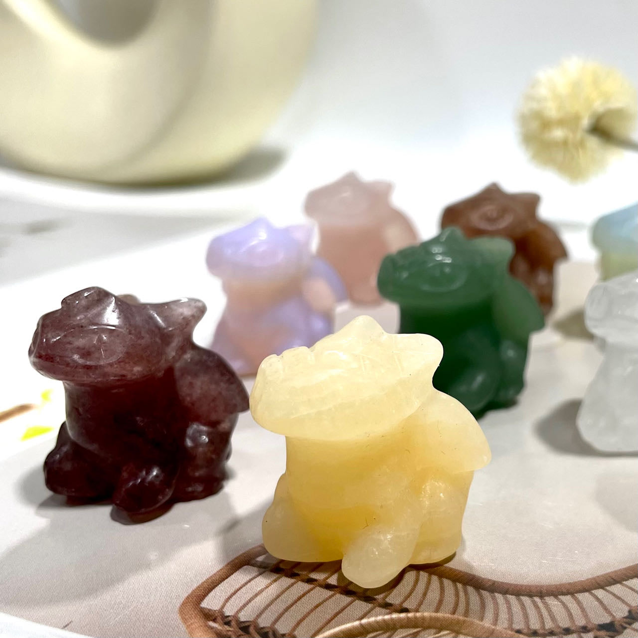 3 Counts Toothless Crystal Amethyst Clear Quartz Kiwi Jasper Green Aventurine Moss Agate Lepidolite Unakite Yellow Jasper Healing Crystal Home Decoration From IG Crystal