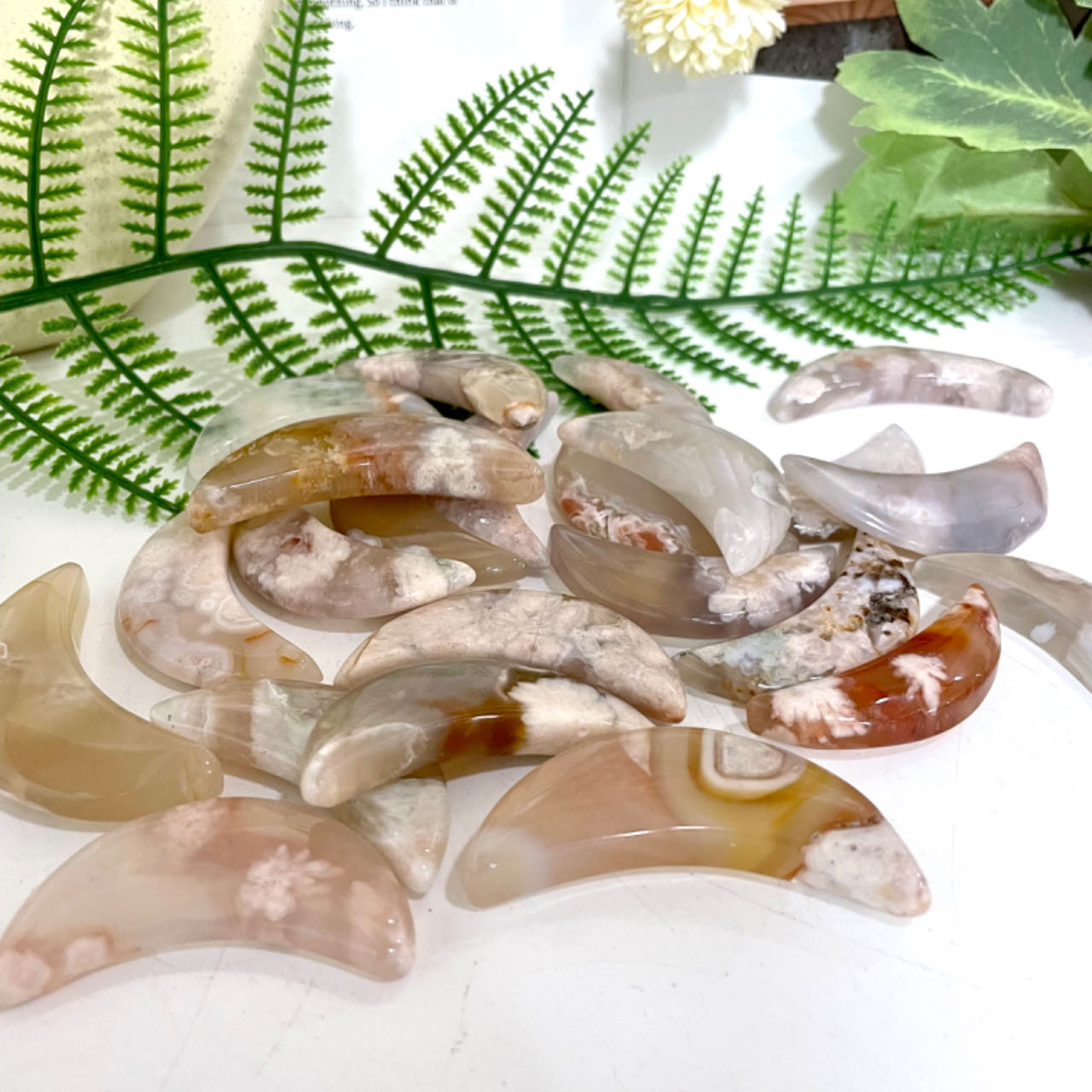 Pink Flower Agate Moon Stochastic 10PCS Healing Stone From IG Crystal