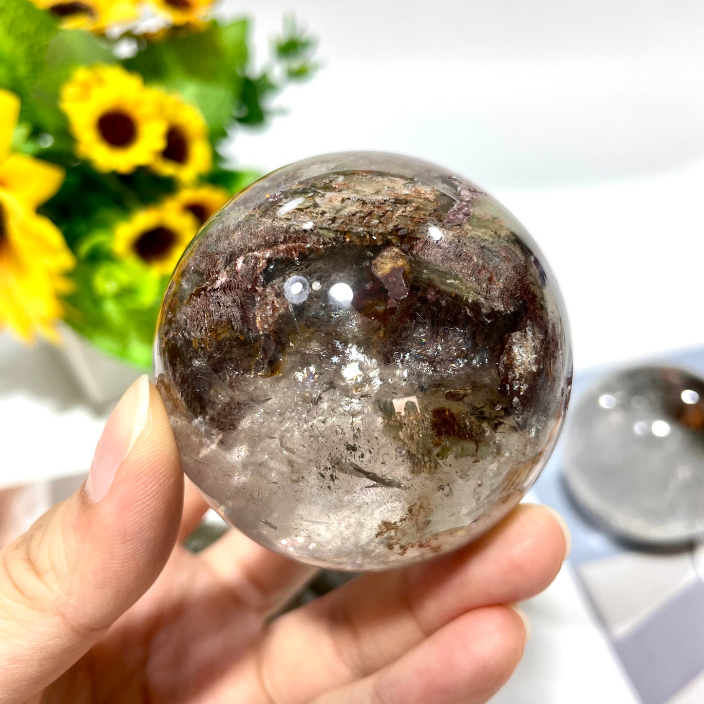 60mm Dreen Phantom Quartz Ghost Phantom Quartz Ball With Stand Set Sphere Decorative Ball Meditation Witchcraft Healing Stone Home Decoration From IG Crystal