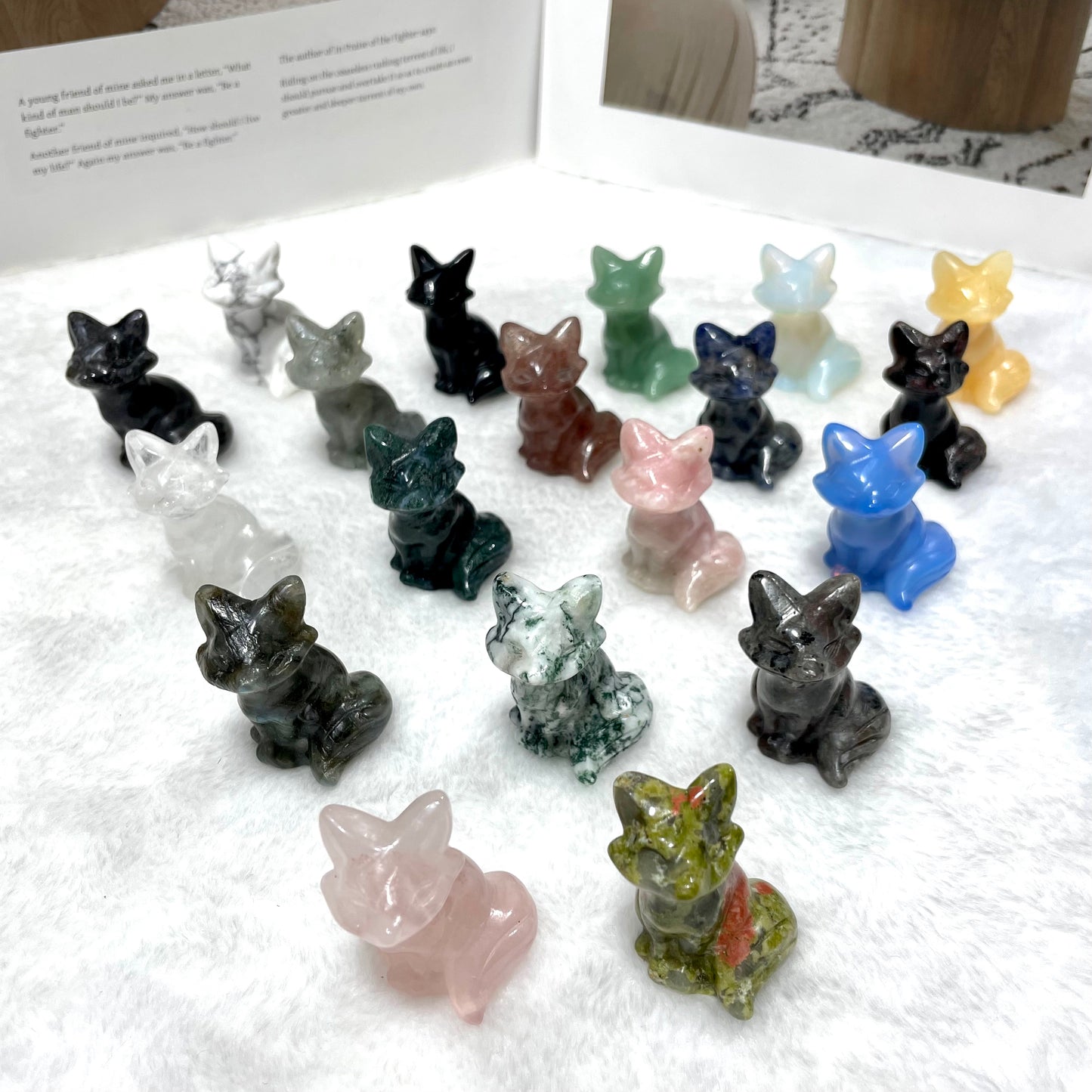 5 Counts Different Materials Fox Crystal Carving Healing Stones Natural Stone Chakra Balancing Reiki Home Office Decor From IG Crystal
