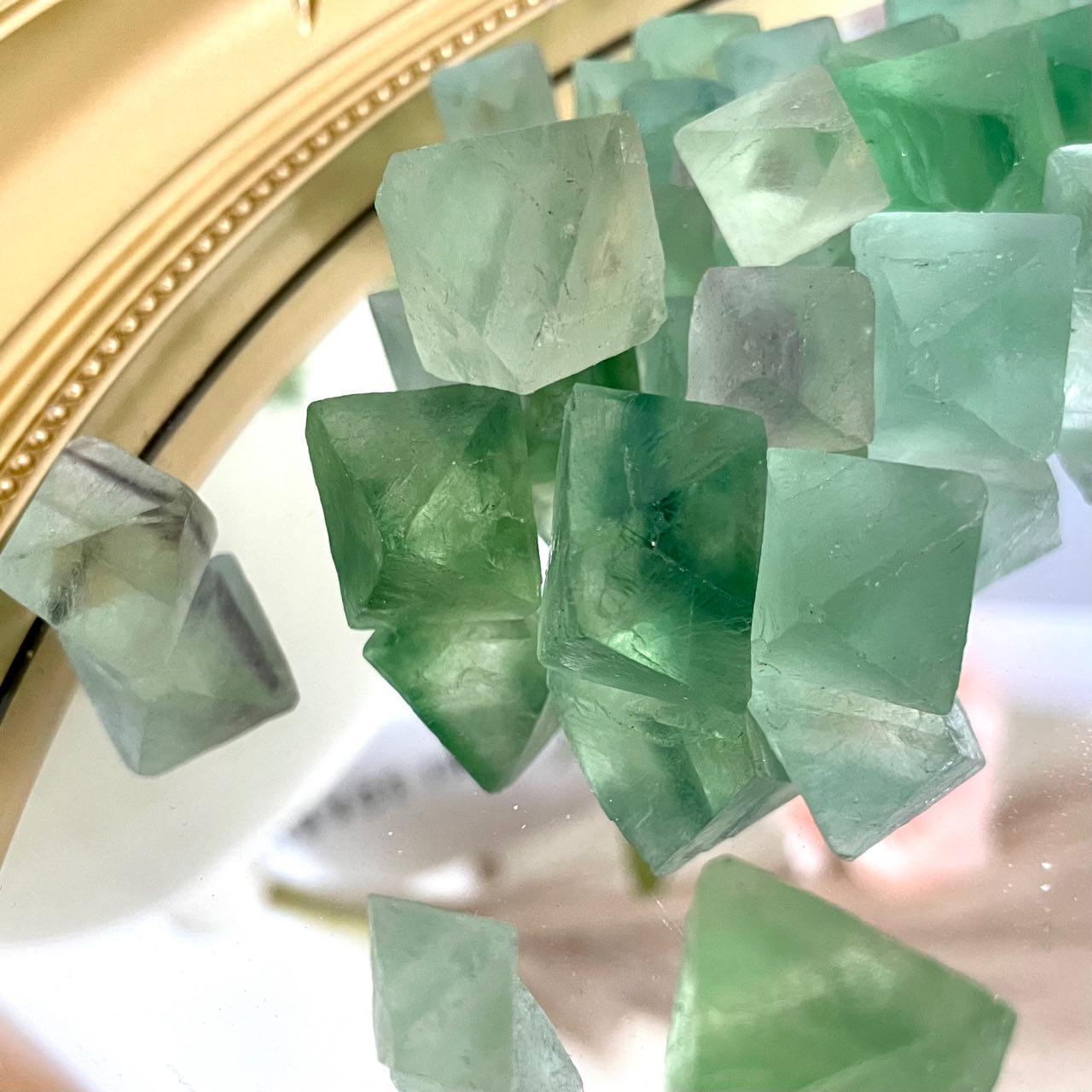 Green Flourite Diamond Shape Healing Stone About 300G From IG Crystal