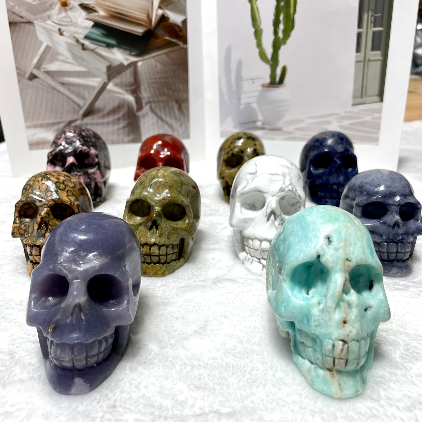 1 Count Different Materials Skull Crystal Carving Unakite Leopard Skin Jasper Purple/Blue Aventurine White Turquoise Red Jasper Sodalite Carribean Calcit Rohdnite Floriated Jasper Home Office Decor From IG Crystal