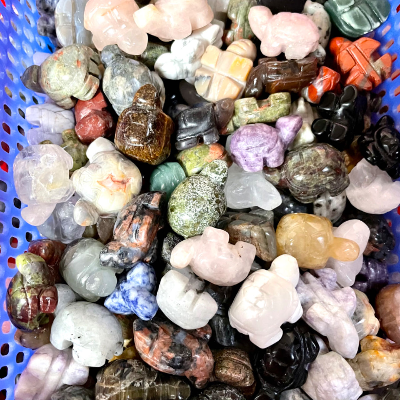 3CM Different Materials Little Tortoise Crystal Game Morganite Fire Quartz Black Rutile Quartz Labradorite Sunstone Blue Tiger Eye Moss Agate Amethyst Clear Quartz Fluorite Original Natural Stone Gemstone From IG Crystal