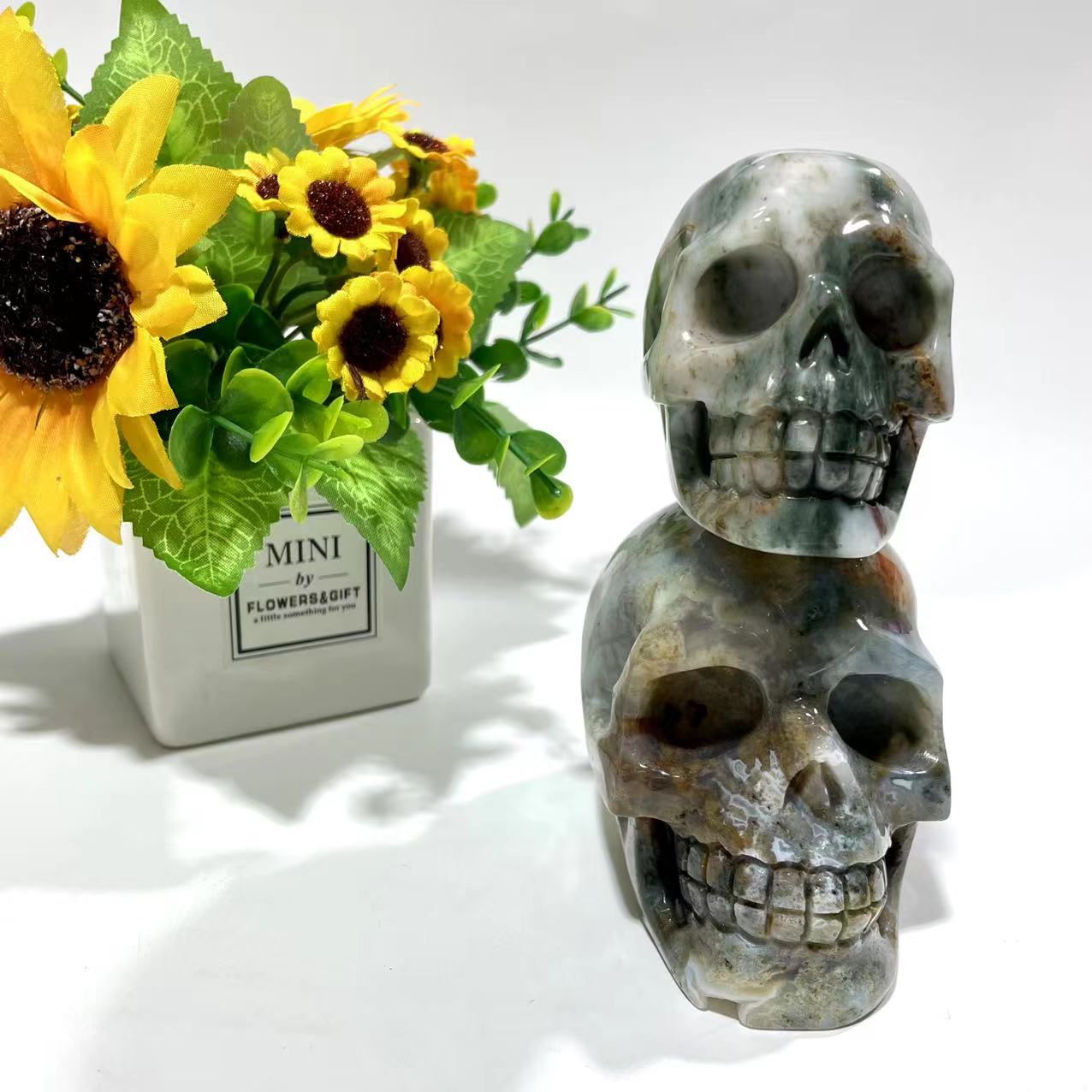 1 Count Moss Agate Skull Crystal Carving Natural Stone Gem Mining Chakra Balancing Reiki Healing Crystal Mystery Crystal Display Crystal Shopping Online Home Office Decor From IG Crystal
