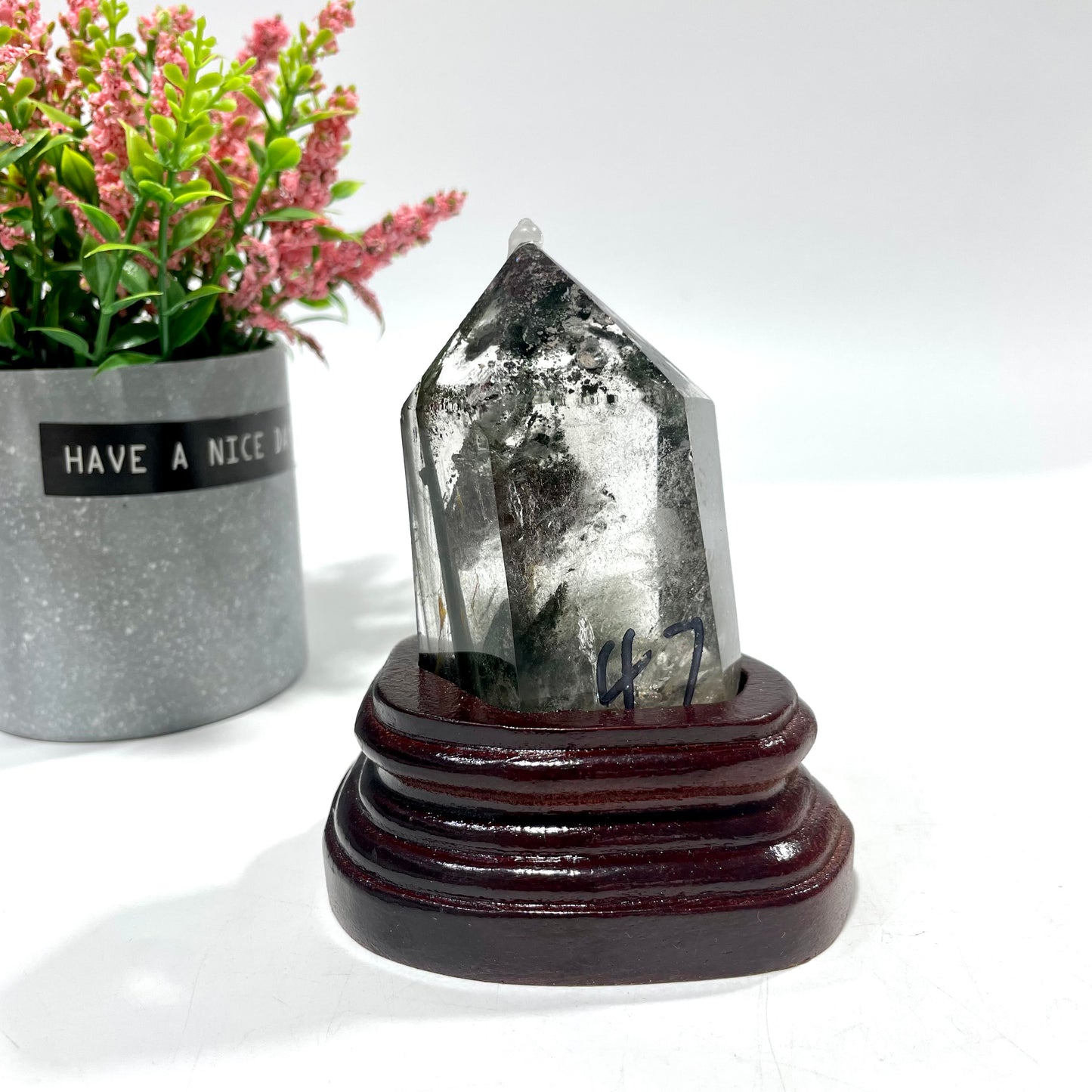1 Count Dreen Phantom Quartz Ghost Phantom Quartz Wand With Wood Stand Healing Stones Natural Stone Chakra Balancing Reiki Home Office Decor From IG Crystal