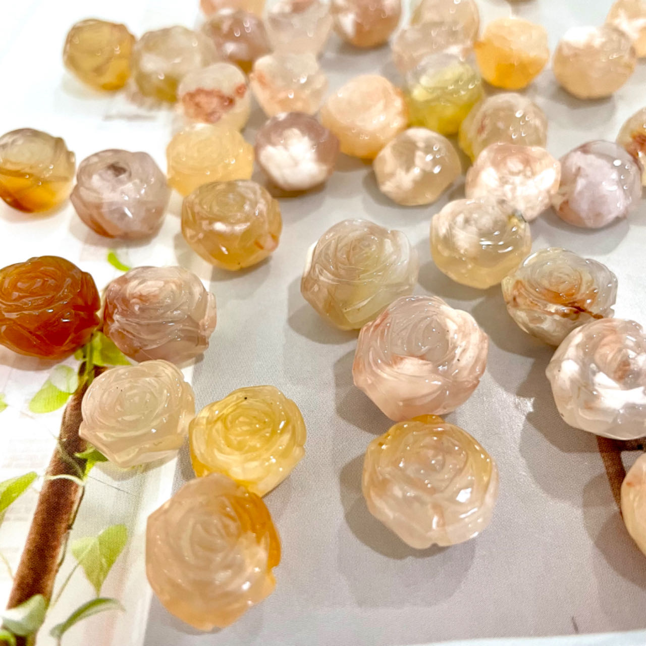 10 Counts Flower Agate Rose Crystal Healing Crystal Home Decoration From IG Crystal