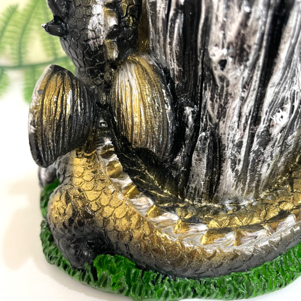 1PCS Tree Dragon Stand Black Silver Yellow Healing Stone Home Decoration For Crystal Ball From IG Crystal