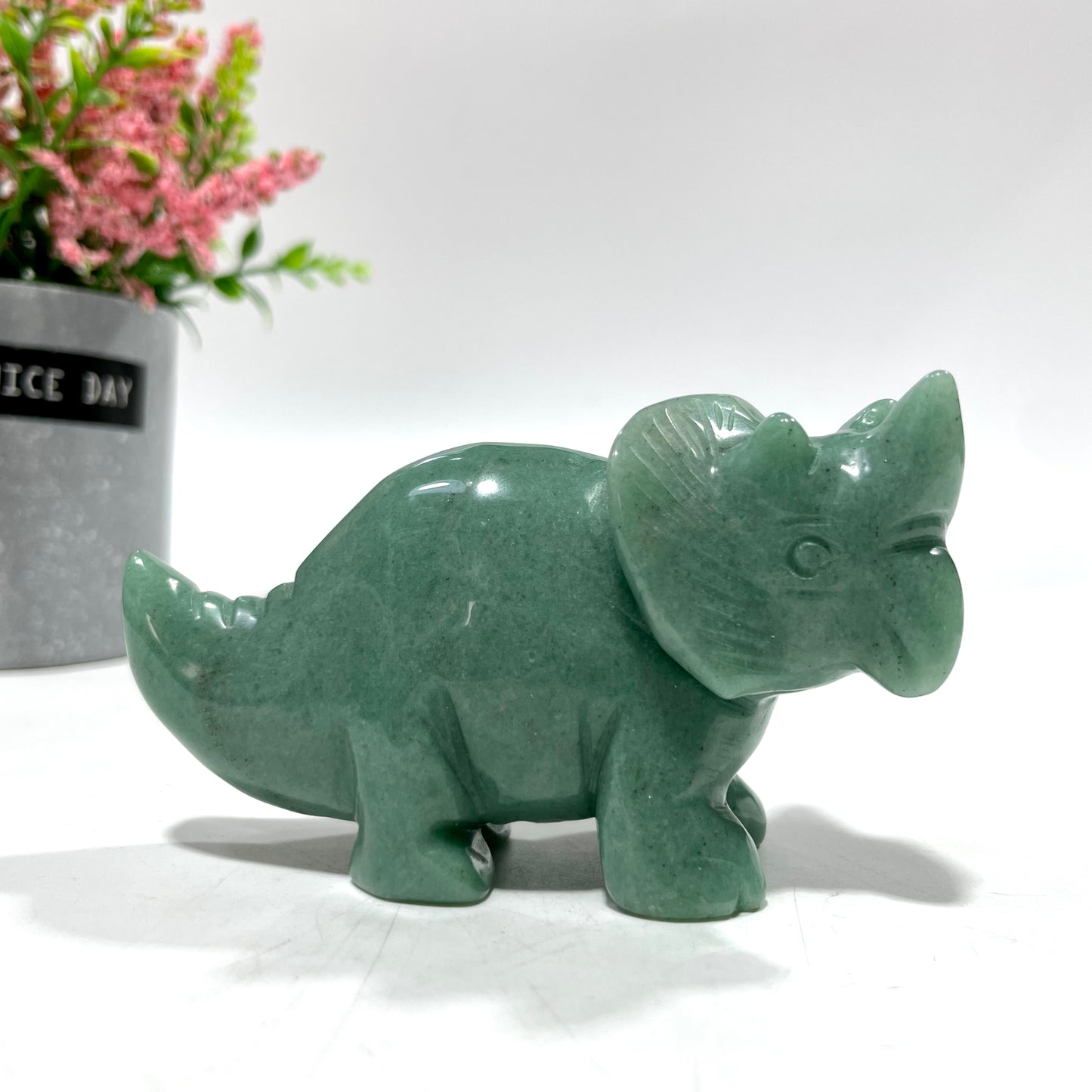 Green Aventurine Animal Crystal Carvings Flower Fairy Cat bird Tortoise Dolphin Bear Fish Seal Dinosaur Rhinoceros Frog Shark Carvings Healing Stones Natural Stone Chakra Balancing Reiki Home Office Decor From IG Crystal