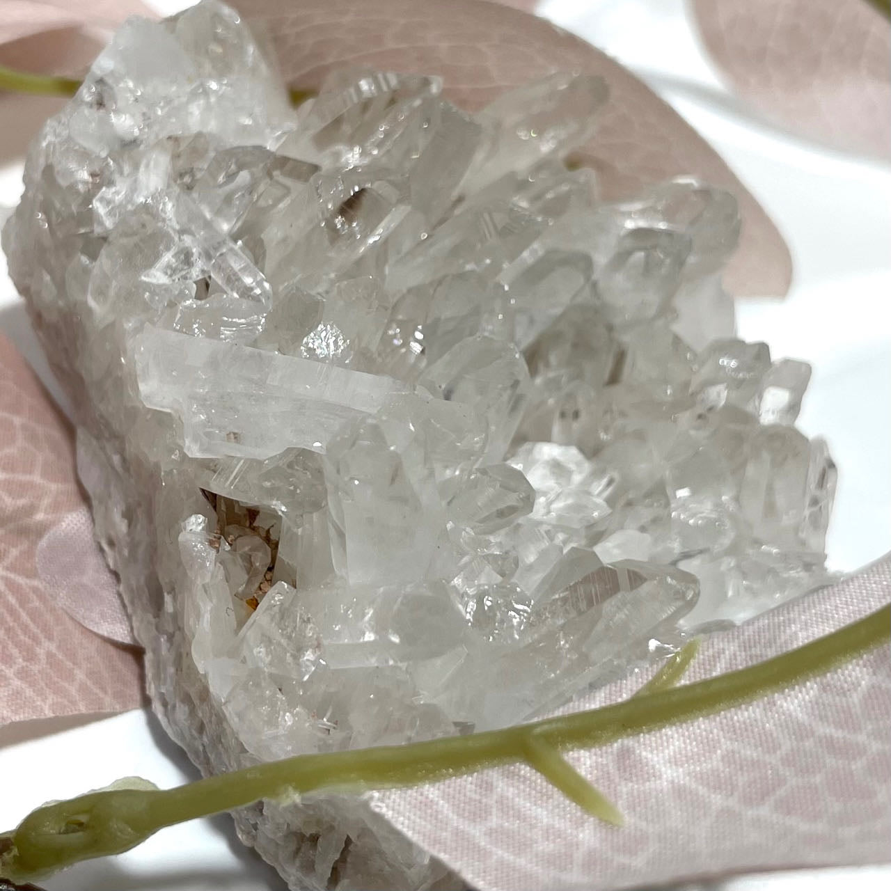 Chrysanthemum Crystal Cluster Geode Healing Crystal Gem Reiki Healing Home Decor Crystal Jewelry Shop Pretty Crystals From IG Crystal