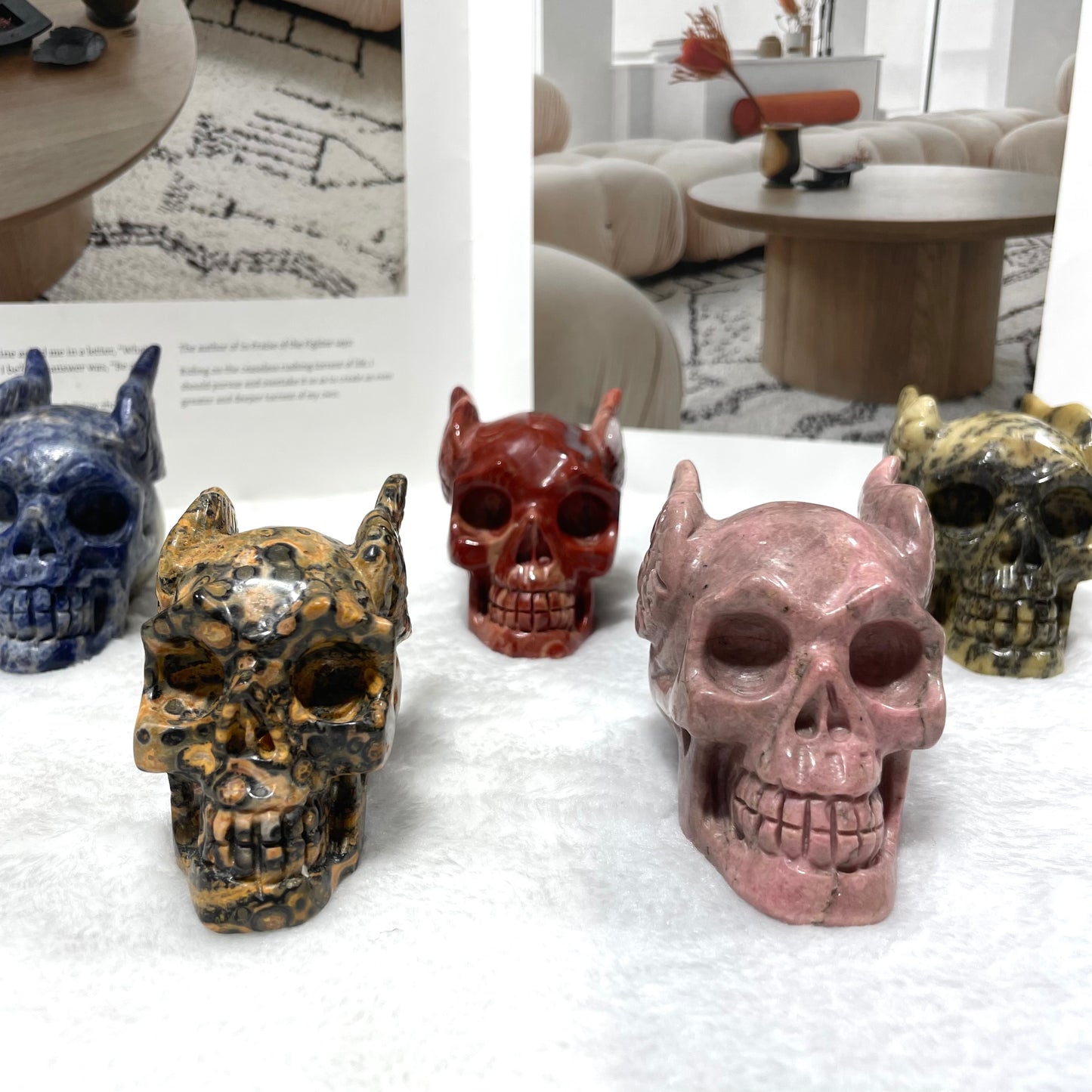1 Count Different Materials Skull With Wings Crystal Carvings Sodalite Red Jasper Floriated Jasper Leopard Skin Jasper Rohdnite Healing Stones Natural Stone Chakra Balancing Reiki Home Office Decor From IG Crystal