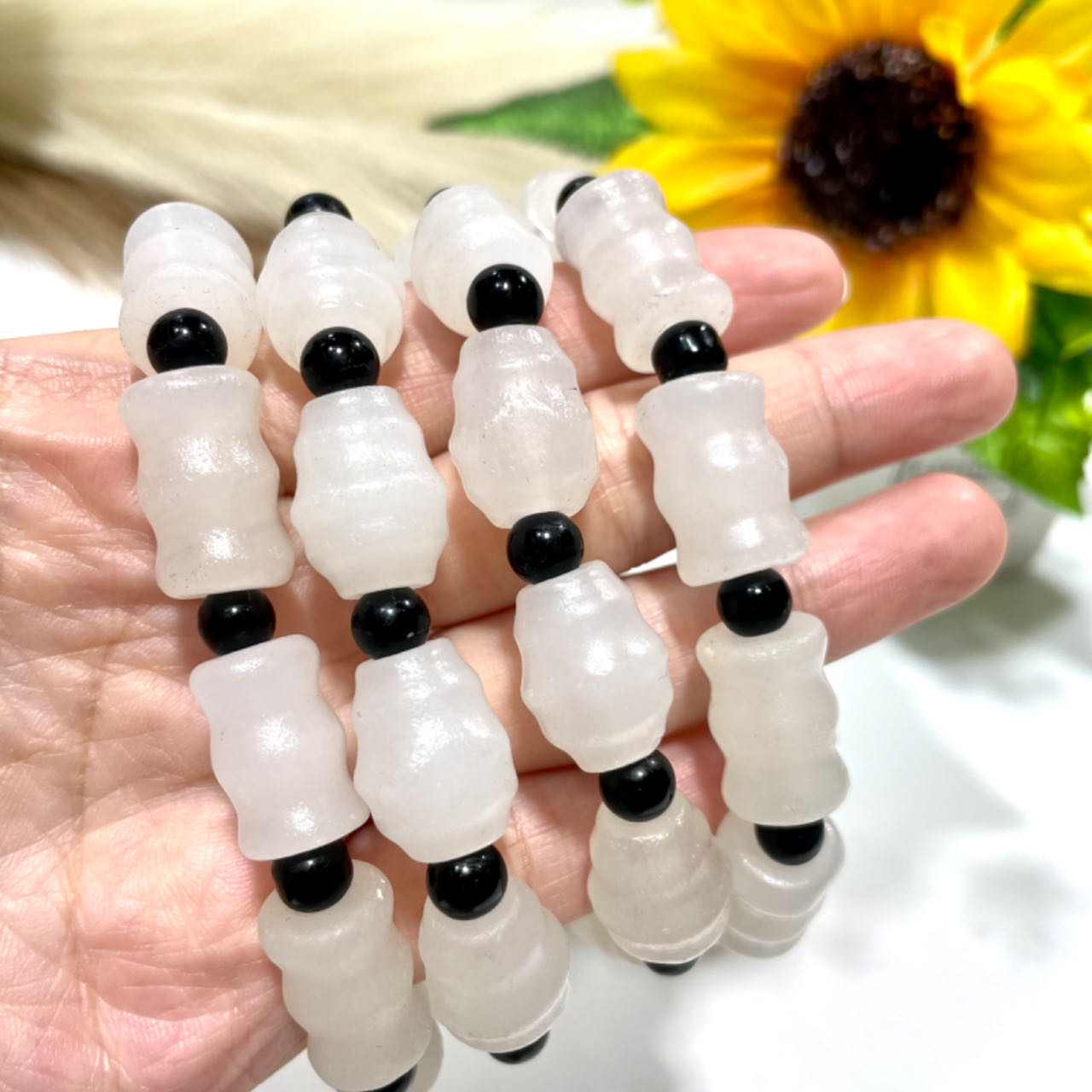 4 Counts Afghanistan White Jade Bracelets Natural Crystals Healing Stones Crystal Jewelry Shop Pretty Crystals From IG Crystal