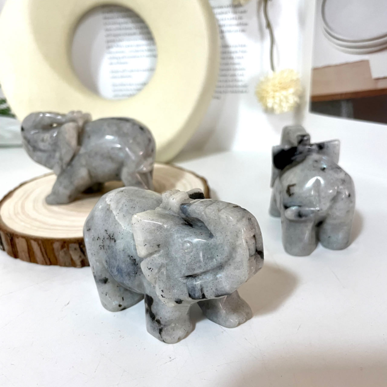 1 Count Dark Spot Moonstone Elephant Crystal Reiki Crytsal Healing Home Decor From IG Crystal