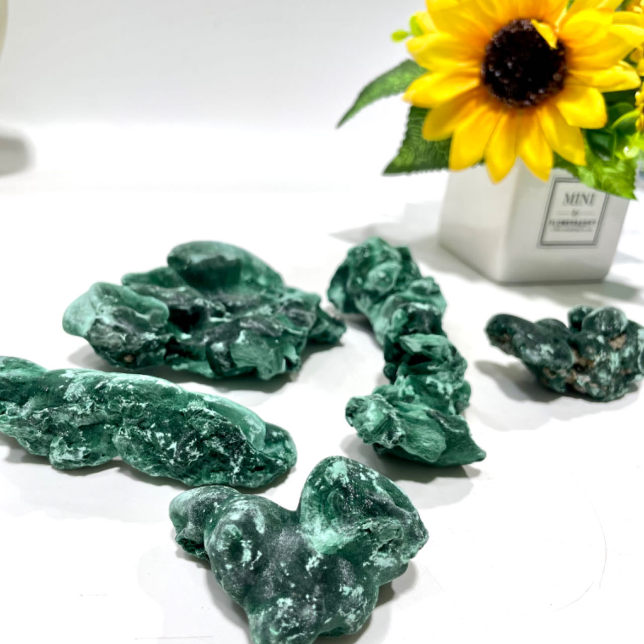 200g 300g Natural Malachite Stone Crystals Malachite Raw Irregular Rough Mineral Specimen and Healing Crystal Gem Reiki Healing Home Decor Crystal Jewelry Shop Pretty Crystals From IG Crystal