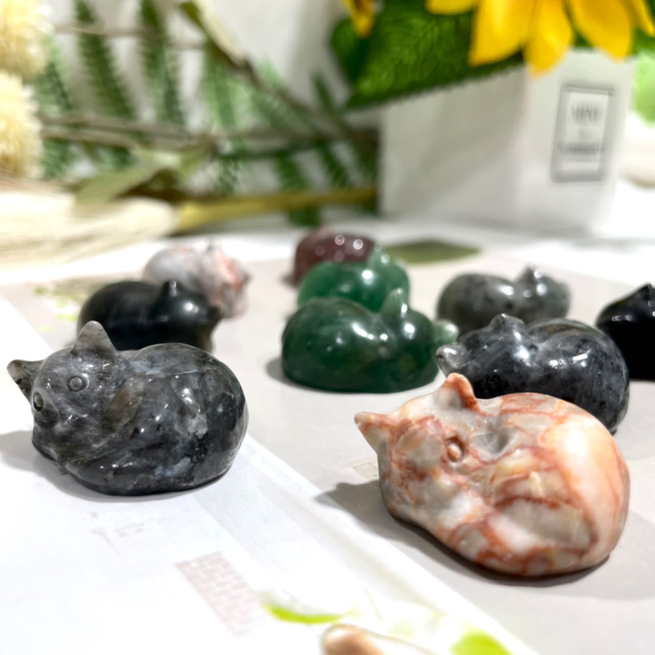 3 Counts Different Material Small Civet Crystal Lavakite Black Obsidian Strawberry Quartz Green Aventurine Healing Stone Home Decoration From IG Crystal