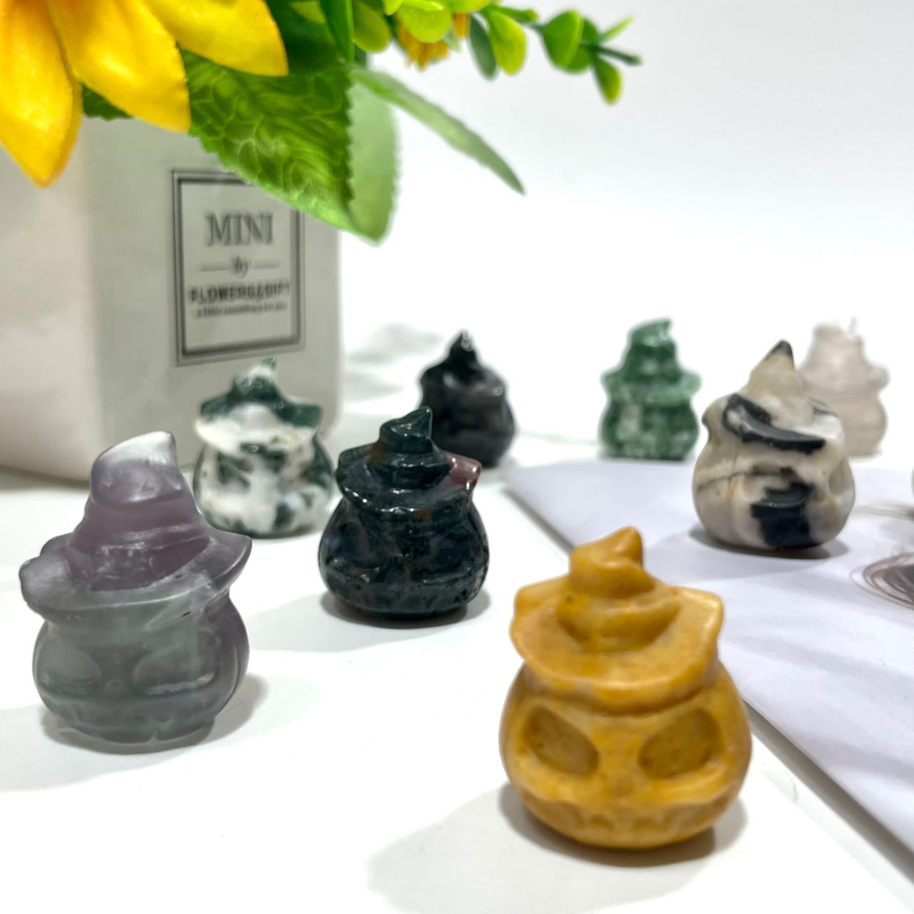 5 Counts Halloween Pumpkin Crystal Carving Healing Crystal Gem Reiki Healing Home Decor Crystal Jewelry Shop Pretty Crystals From IG Crystal