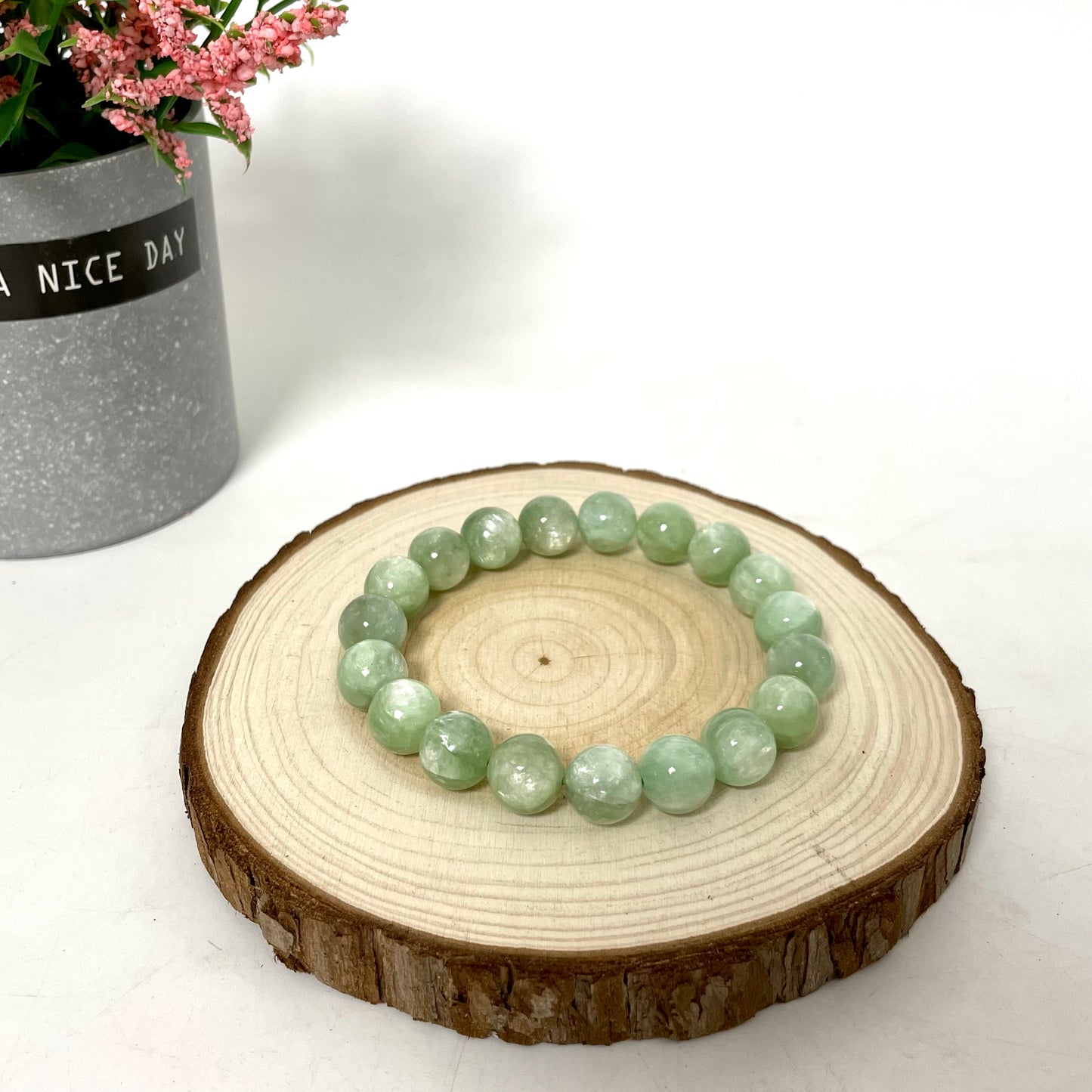 Light Green Mika Crystal Bracelets 9~13mm Natural Crystals Healing Crystals Bracelet for Women and Men Teens Crystal Jewelry Shop Pretty Crystals From IG Crystal