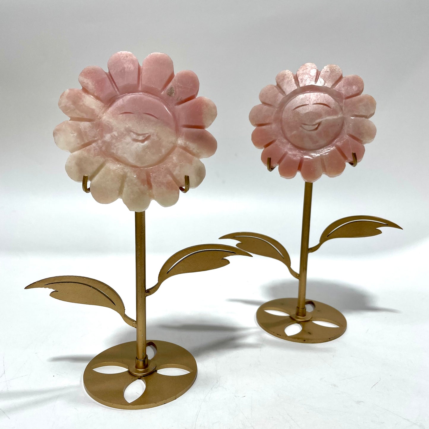 1 Count Pink Opal Smile Sunflower Crystal Carving Desk Decoration With Stand Natural Stone Gem Mining Chakra Balancing Reiki Healing Crystal Mystery Crystal Display Crystal Shopping Online Home Office Decor From IG Crystal