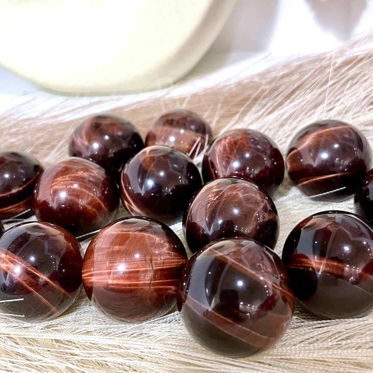 18 Counts 26mm Small Red Tiger Eyes Balls Healing Stone Home Decoration From IG Crystal