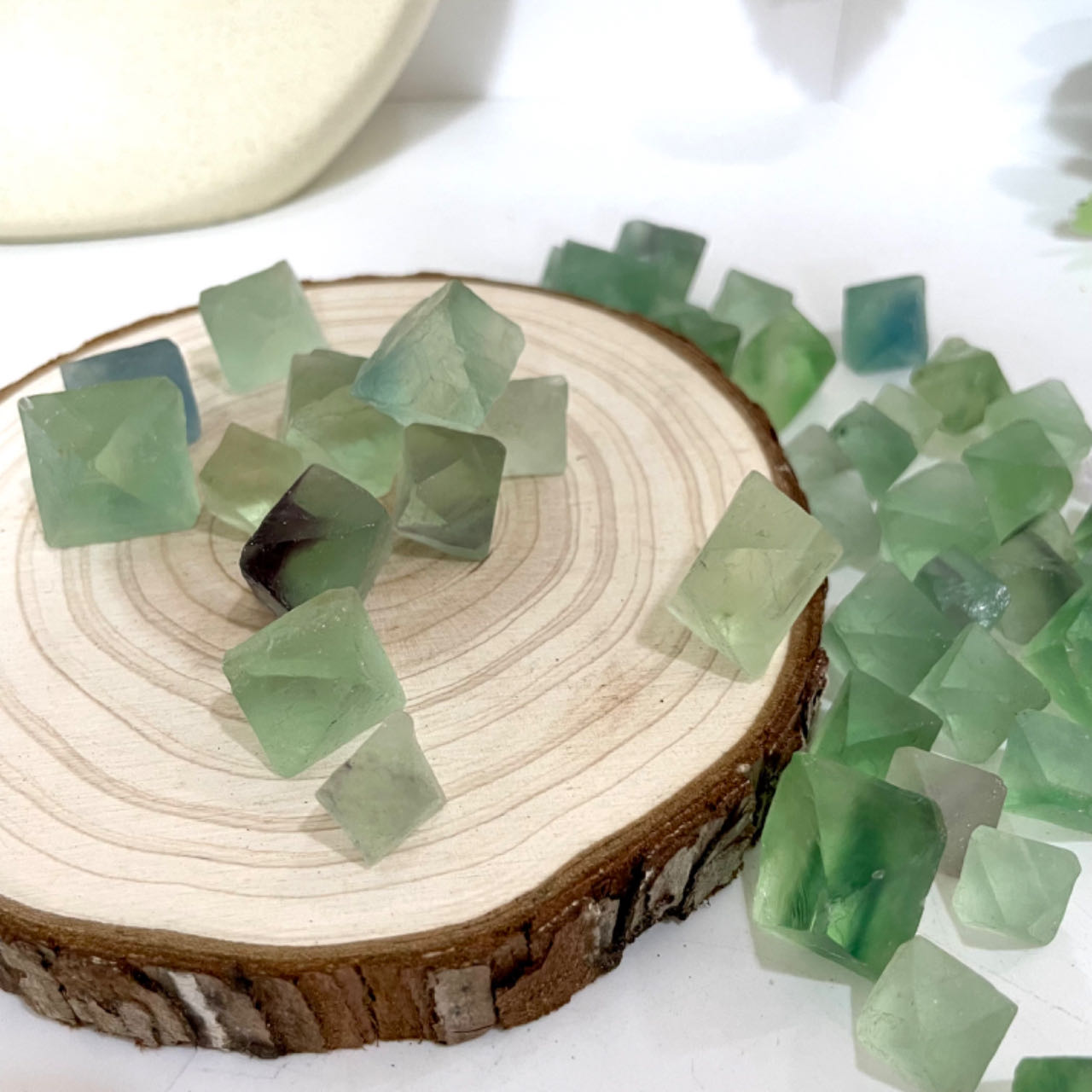 Green Flourite Diamond Shape Healing Stone About 300G From IG Crystal