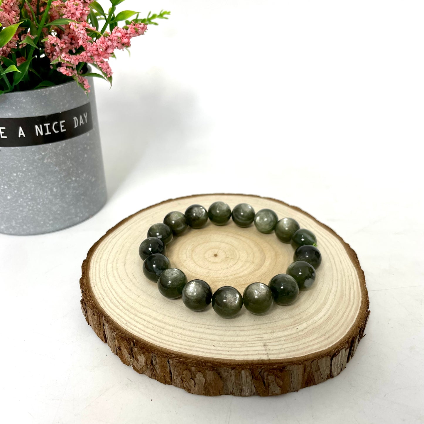 Deep Green Mica Crystal Bracelets 15mm 12mm 11mm 10mm Natural Crystals Healing Crystals Bracelet for Women and Men Teens Crystal Jewelry Shop Pretty Crystals From IG Crystal
