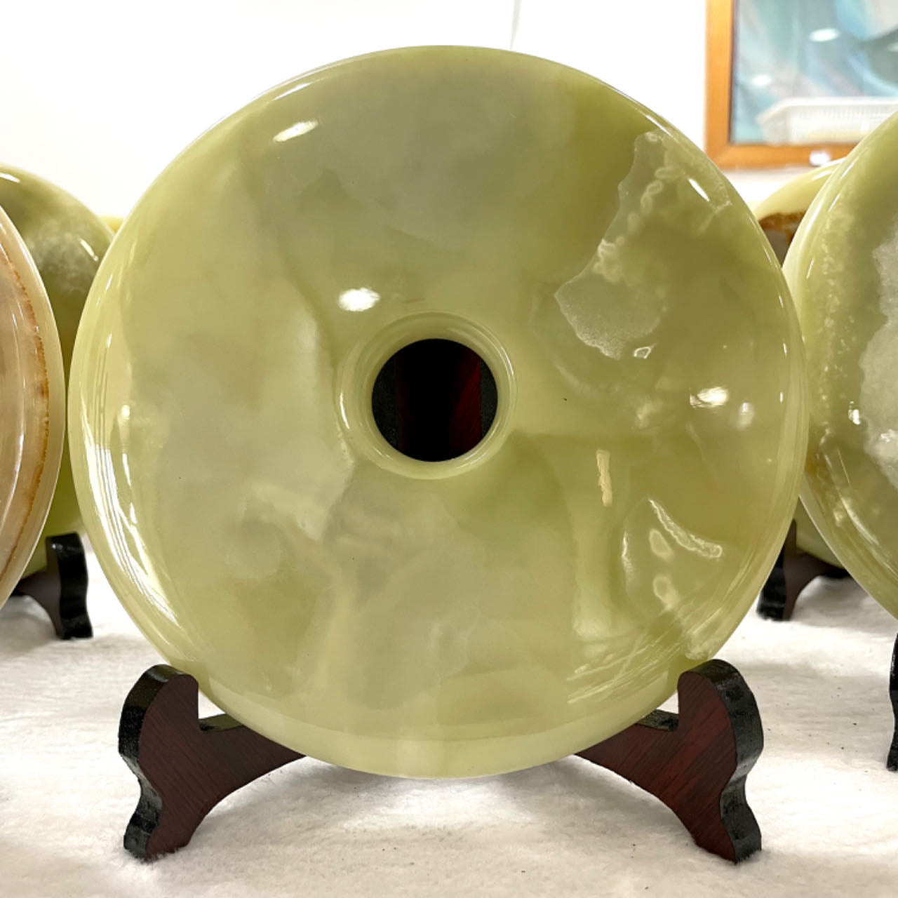 1 Count Jade Donut Crystal 16CM Xiu Yan Jade With Wood Stand Healing Crystal Home Decoration From IG Crystal