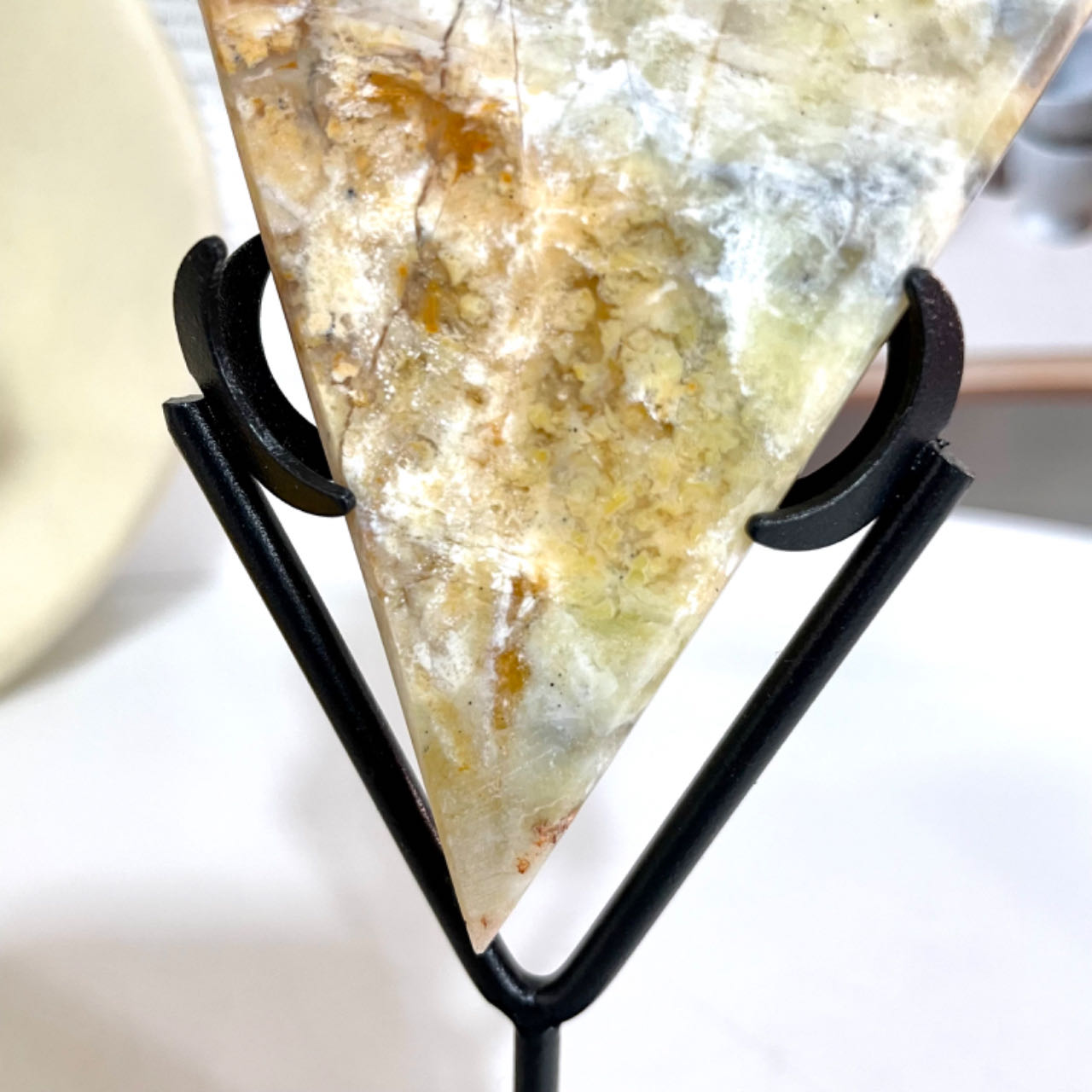 Rhombus Blue Onyx Crazy Lace Agate Blue Apatite Lapis Lazuli Crystal With Stand Set Rhomboid Shaped Stone Decorative Healing Crystal Slices Office Home Decor Reiki Healing Gifts From IG Crystal