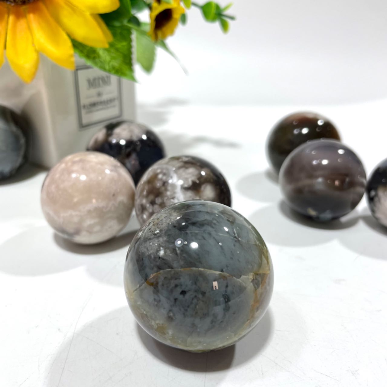 5 Counts Black Flower Agate Balls 35~45mm Crystals Sphere Decorative Ball Meditation Witchcraft Healing Stone Home Decoration From IG Crystal