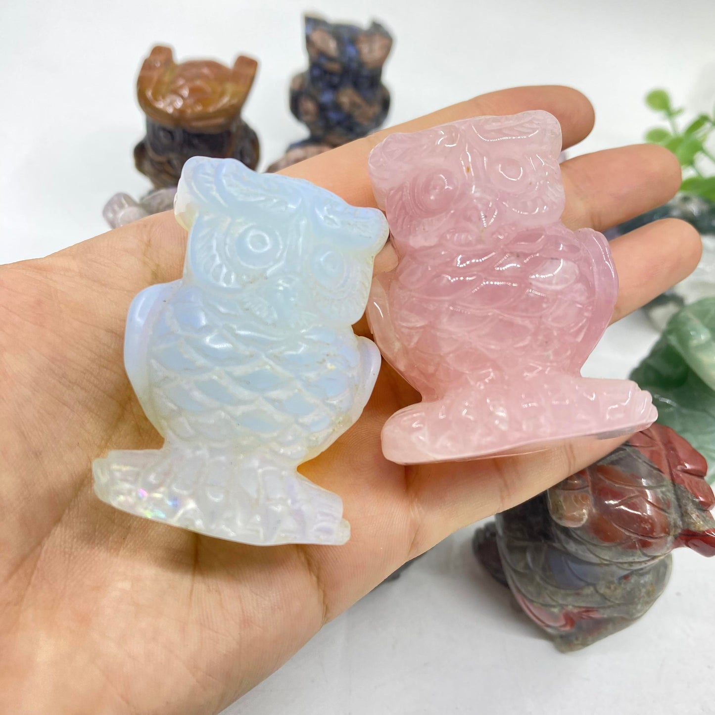 4 Counts  Mix 2 Inch Crystal Carvings Owl Different Stone From IG Crystal