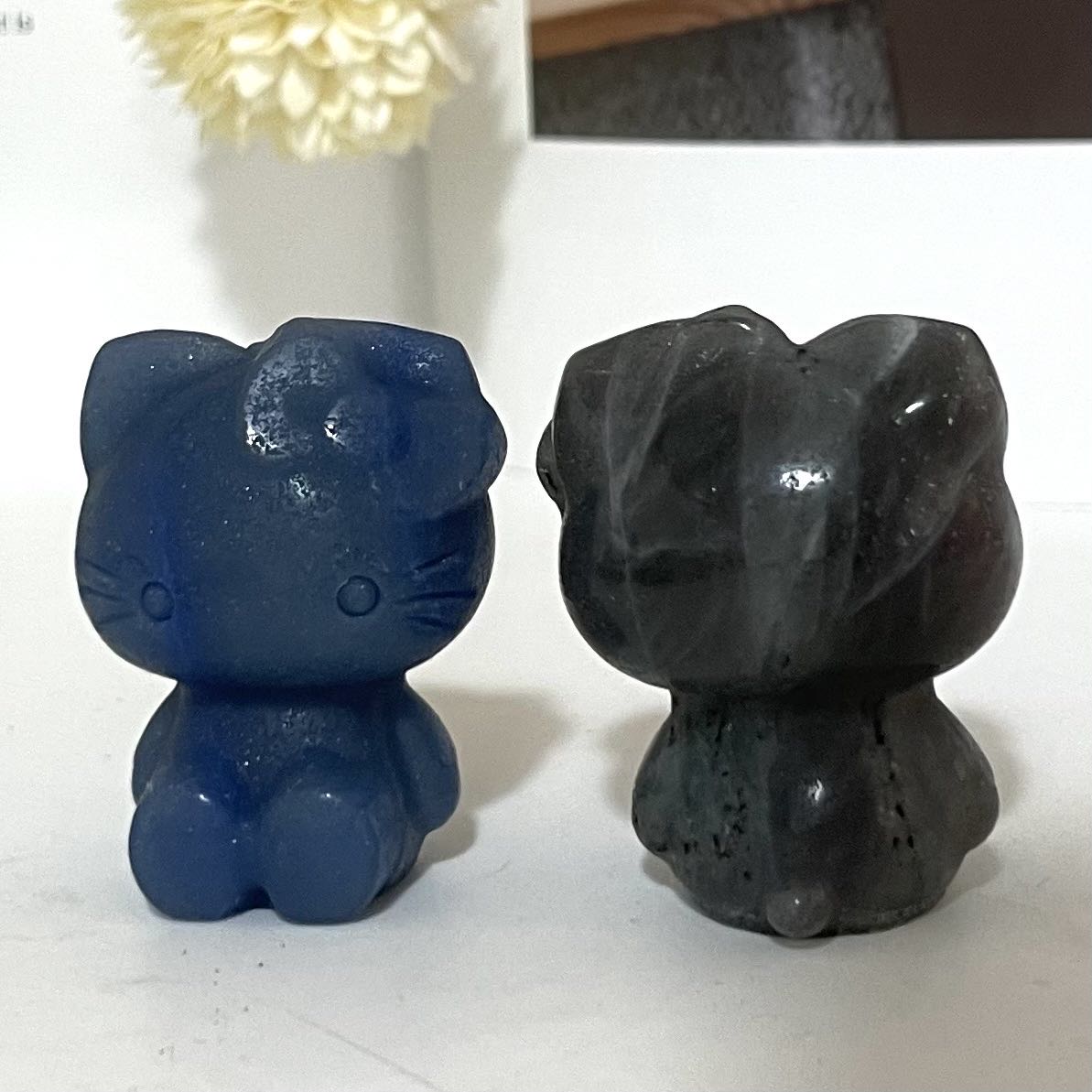 Different Maerail Hello Kitty Crystal Stochastic 10PCS Rose Quartz Clear Quartz Black Obsidian Green Aventurine Kiwi Jasper Healing Crystal From IG Crystal