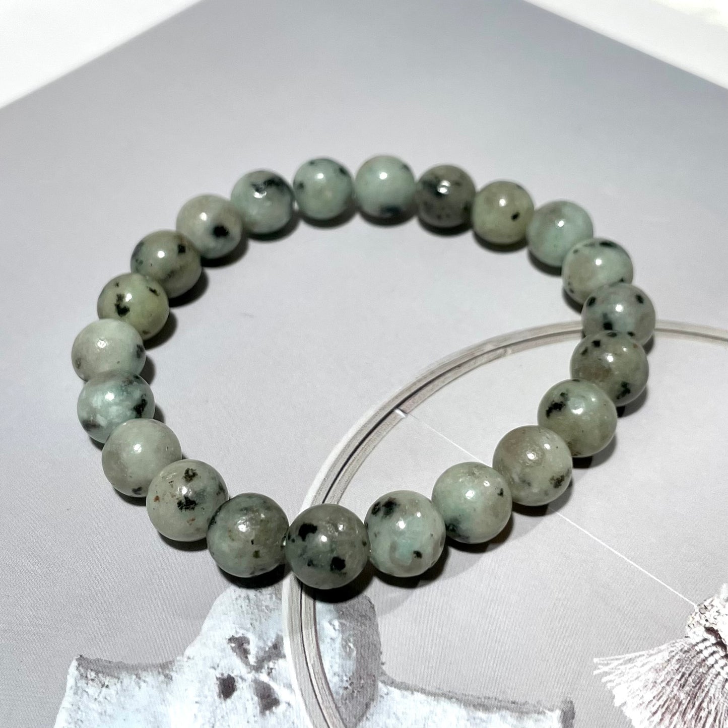 5 Counts Kiwi Jasper Crystal Bead Bracelet – Healing Crystal Bracelet for Women and Men – 8mm Beaded Bracelets for Men and Women – Unisex Elastic Adjustable Size Gemstone Bracelet for Healing and Protection From IG Crystal