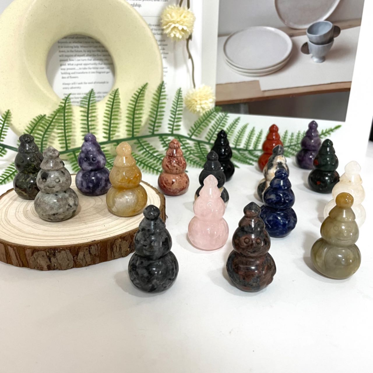 Different Maerail Snowman Crystal Stochastic 5PCS Rose Quartz Clear Quartz Black Obsidian Kiwi Jasper Red Jasper Yellow Jade Sodalite Amethyst Healing Crystal From IG Crystal