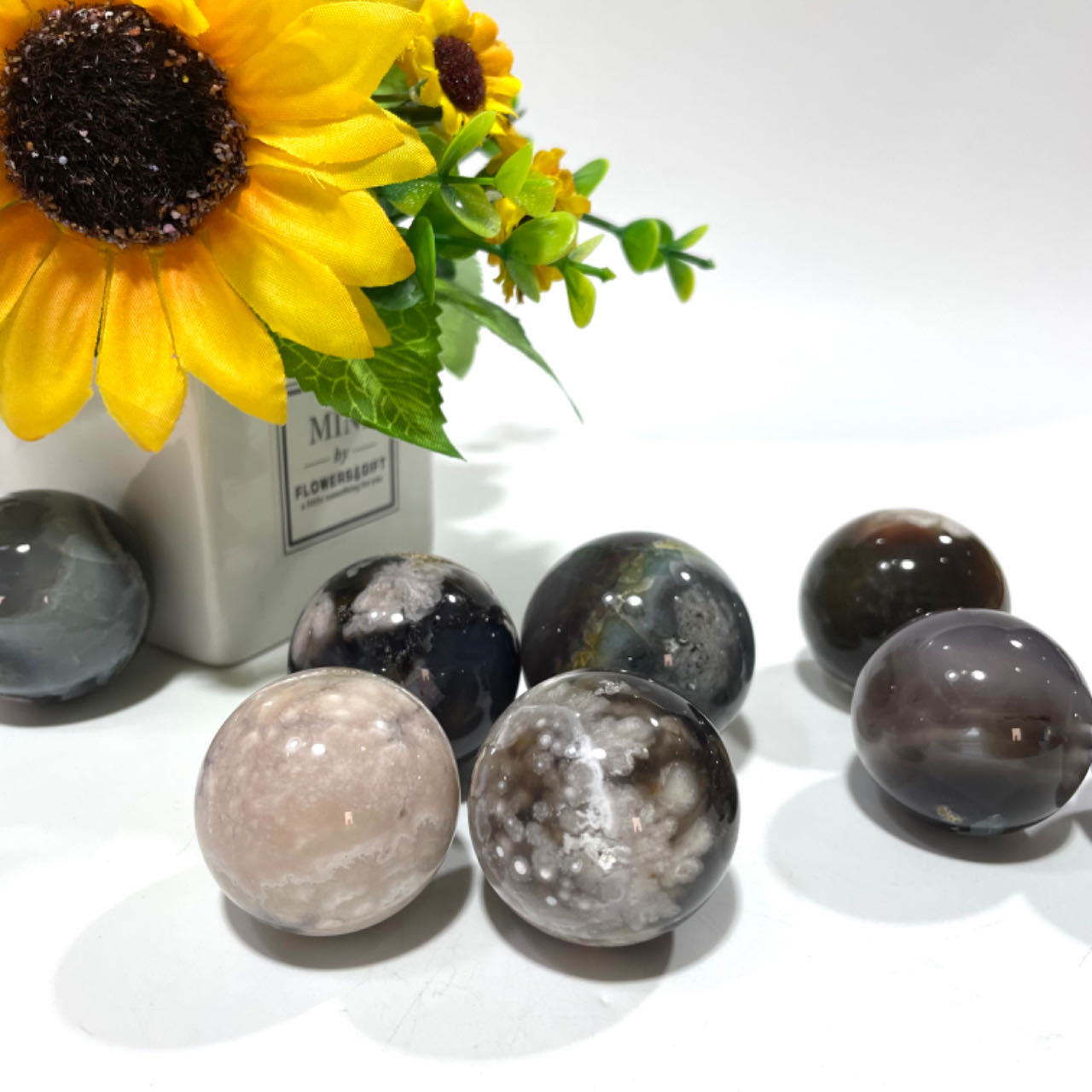 5 Counts Black Flower Agate Balls 35~45mm Crystals Sphere Decorative Ball Meditation Witchcraft Healing Stone Home Decoration From IG Crystal