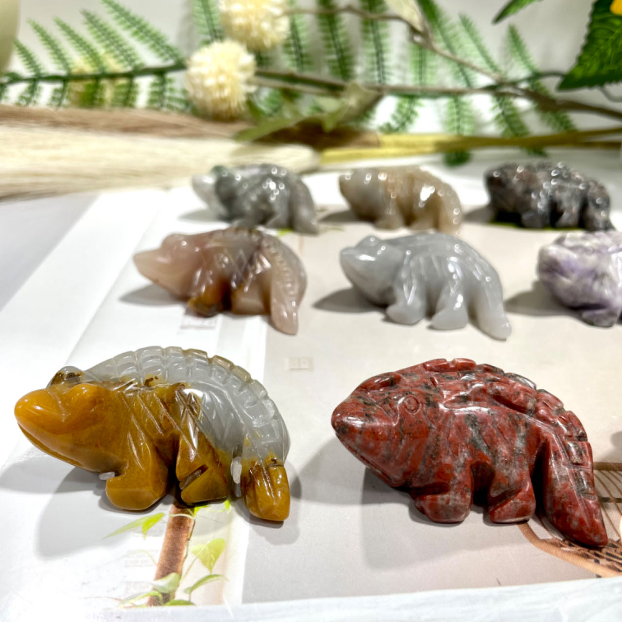 3 Counts Different Material Crocodile Crystal 5CM Amethyst Lavakite Red Obsidian Fire Quartz Healing Stone Home Decoration From IG Crystal