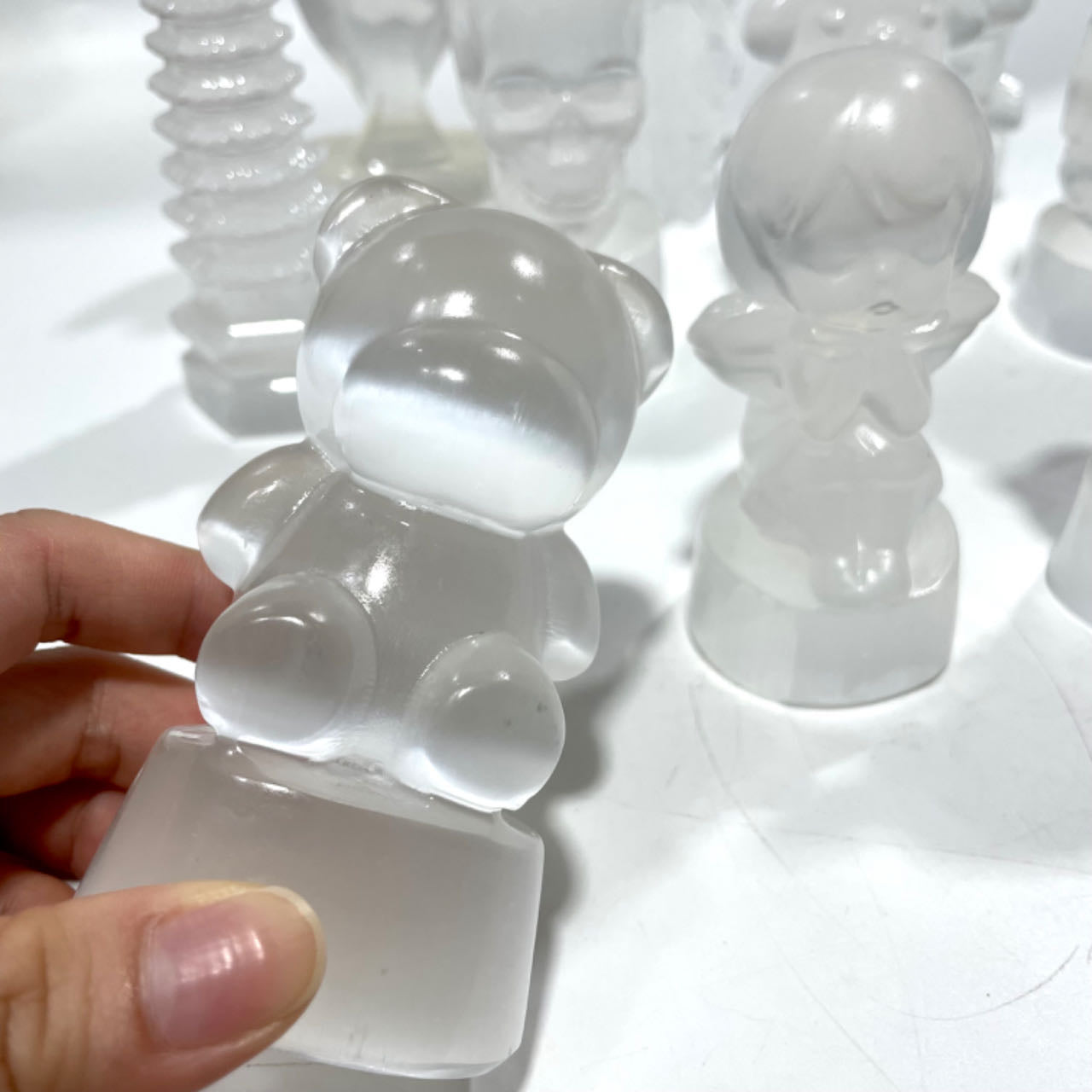 1 Count 10CM Selenite Snowman Christmas Tree Tower Bear Flower Fairy Angel Skull Crystal Natural Gemstone Semi Precious Healing Crystals Enhance Positive Energy Home Decoration From IG Crystal